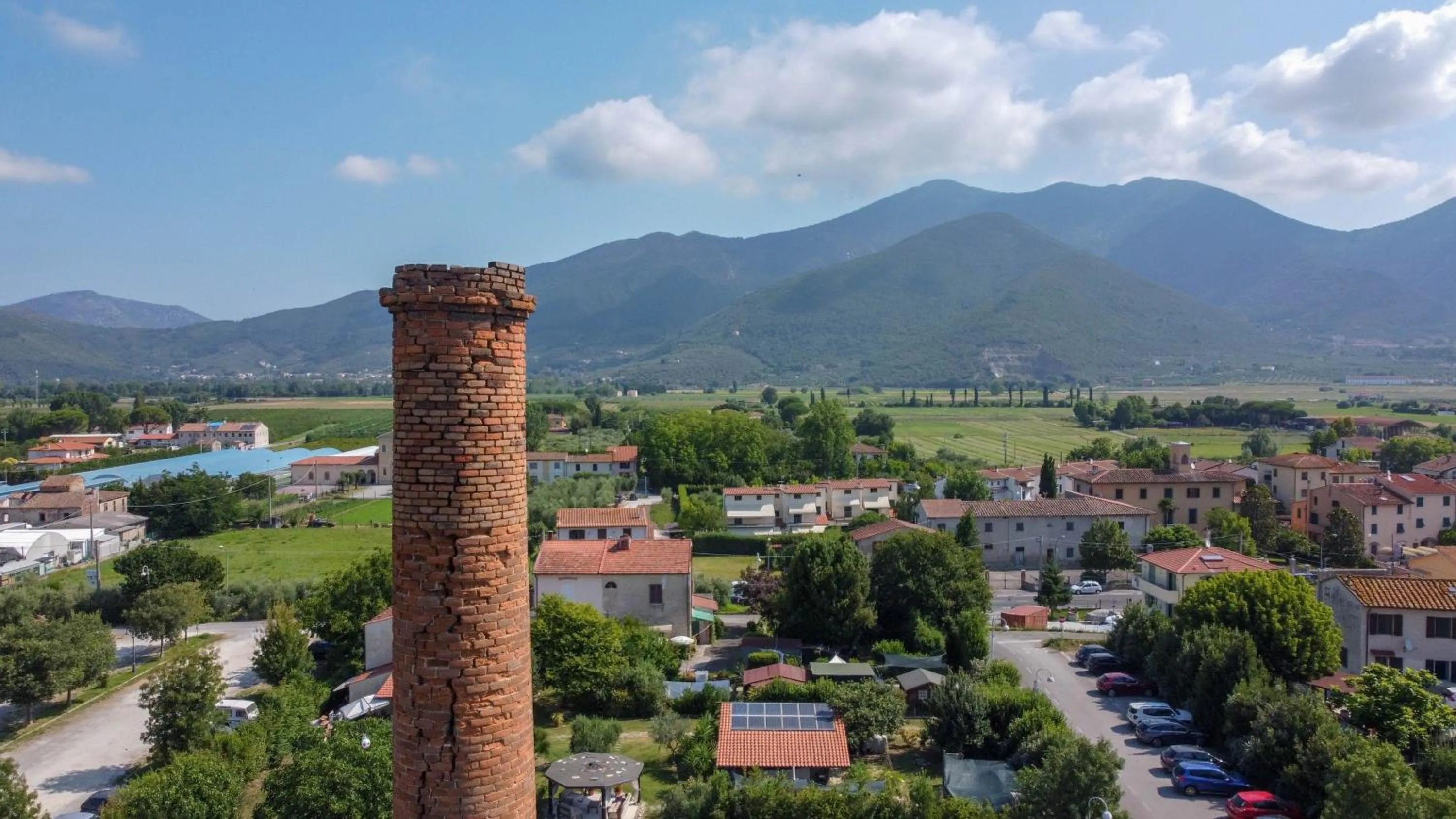 Property building in Eden Park Resort