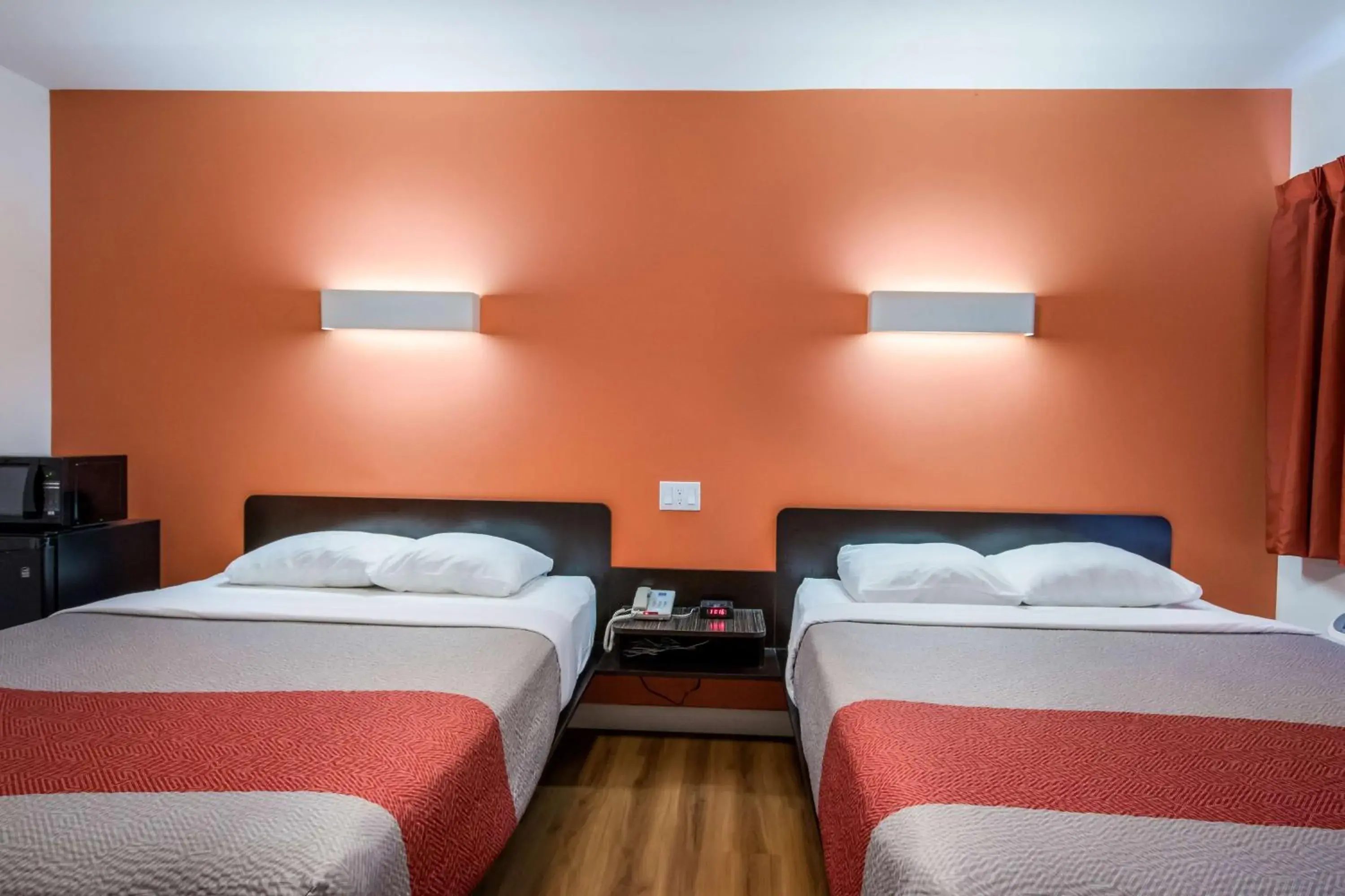 Photo of the whole room, Bed in Motel 6-Sudbury, ON Photo of the whole room, Bed in Motel 6-Sudbury, ON