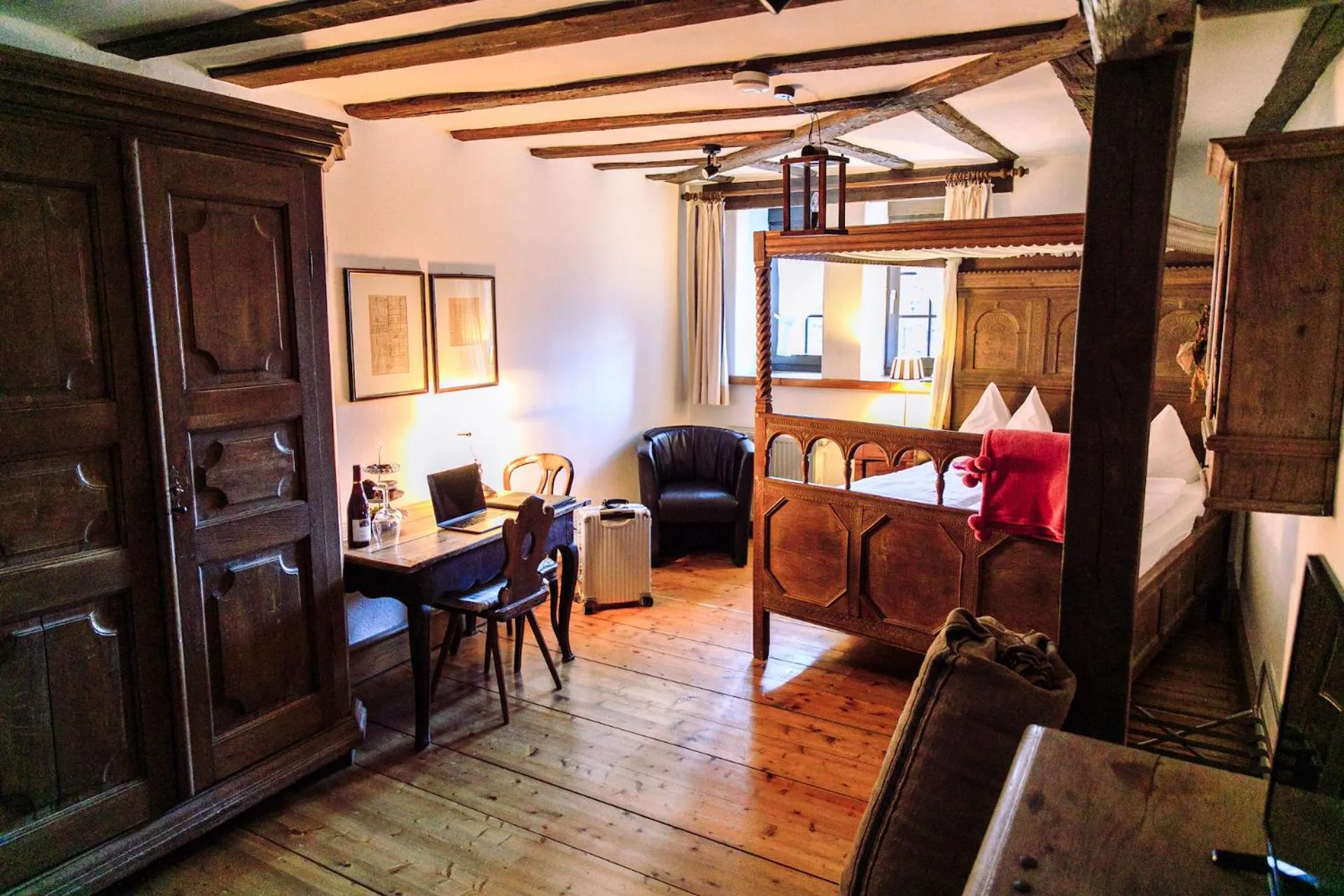 Photo of the whole room in Landgasthof Zum Weissen Schwanen