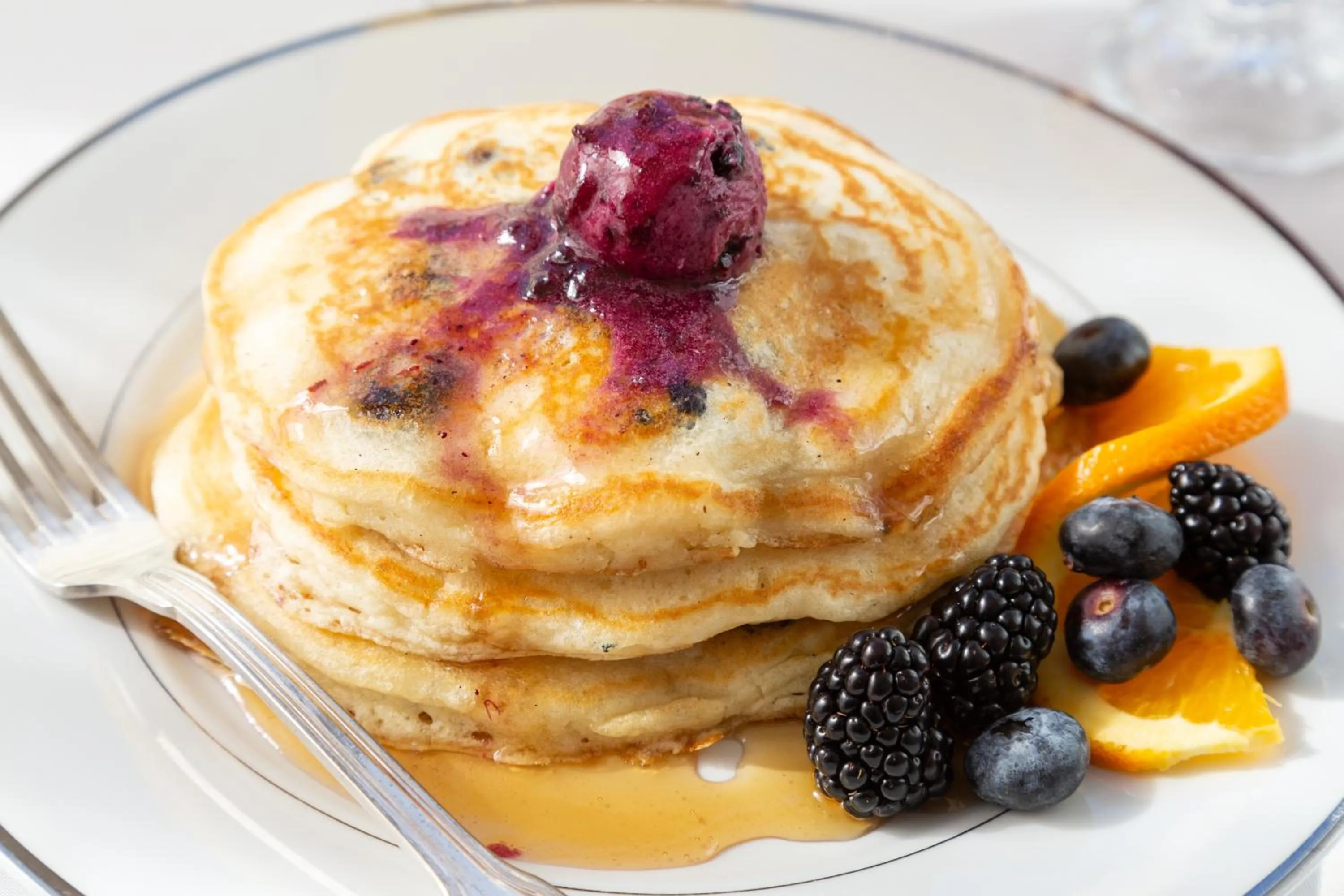 Breakfast in Captain Nickels Inn