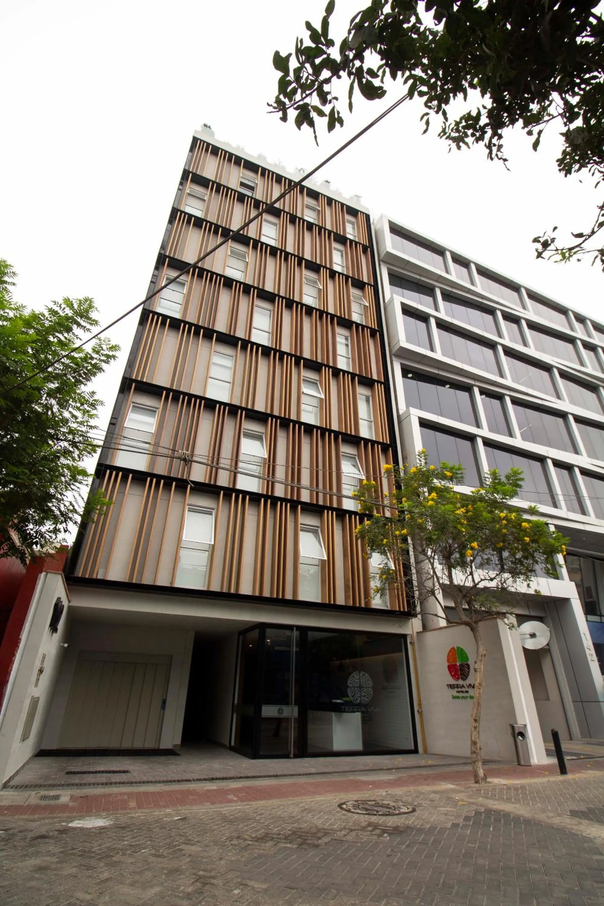 Facade/entrance in Tierra Viva Miraflores Centro