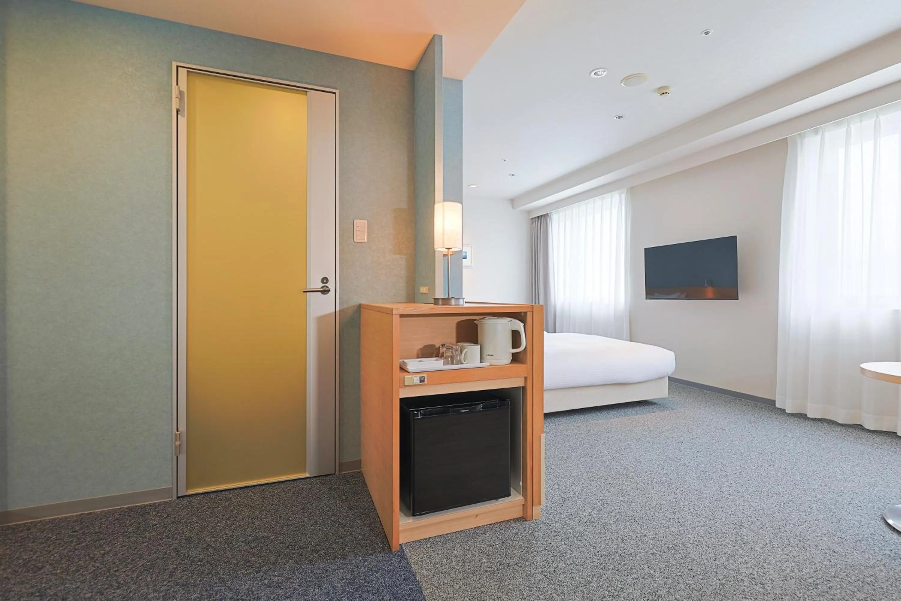 Photo of the whole room, Bed in JR Kyushu Hotel Miyazaki