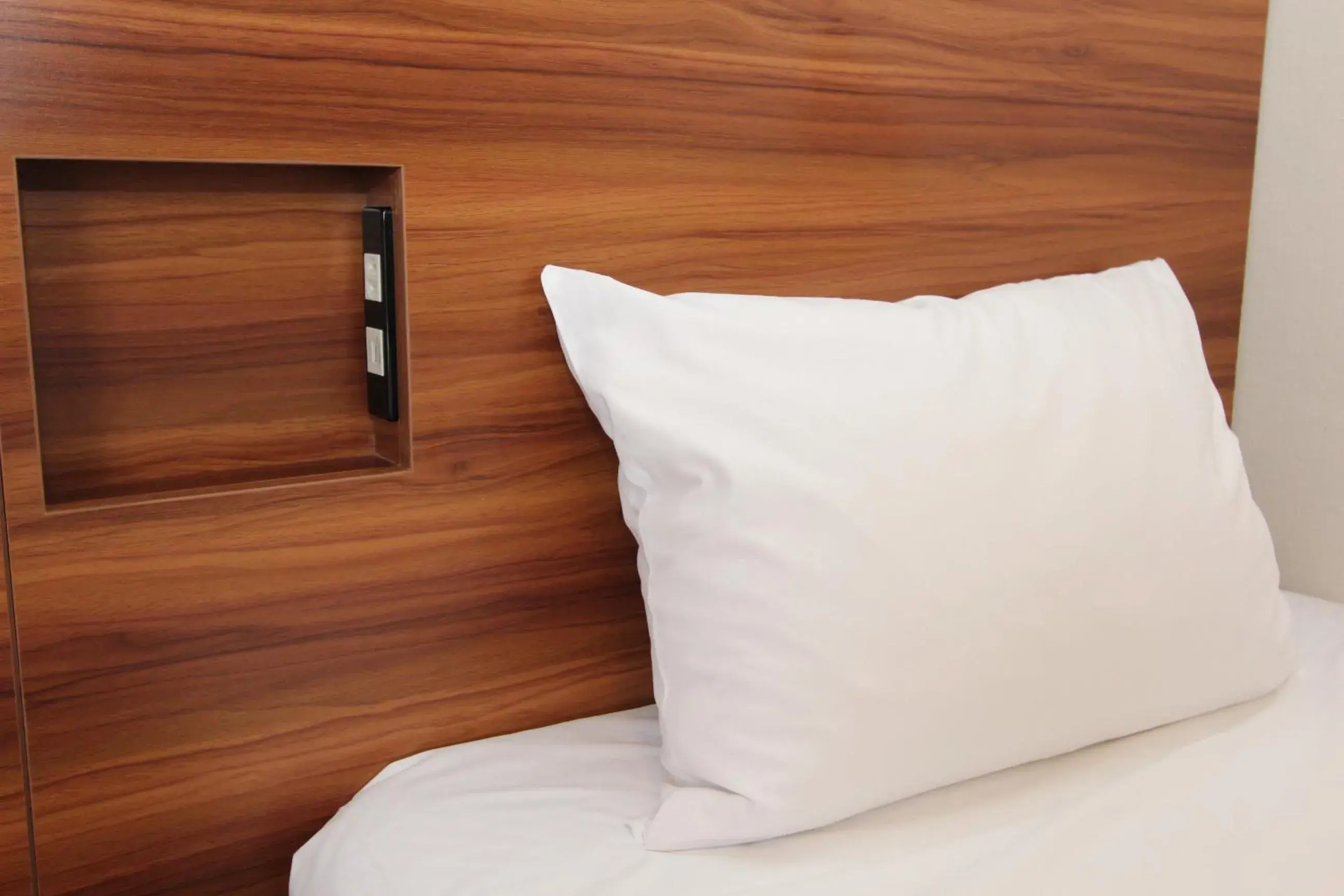 Bed in Smile Hotel Aomori Bed in Smile Hotel Aomori