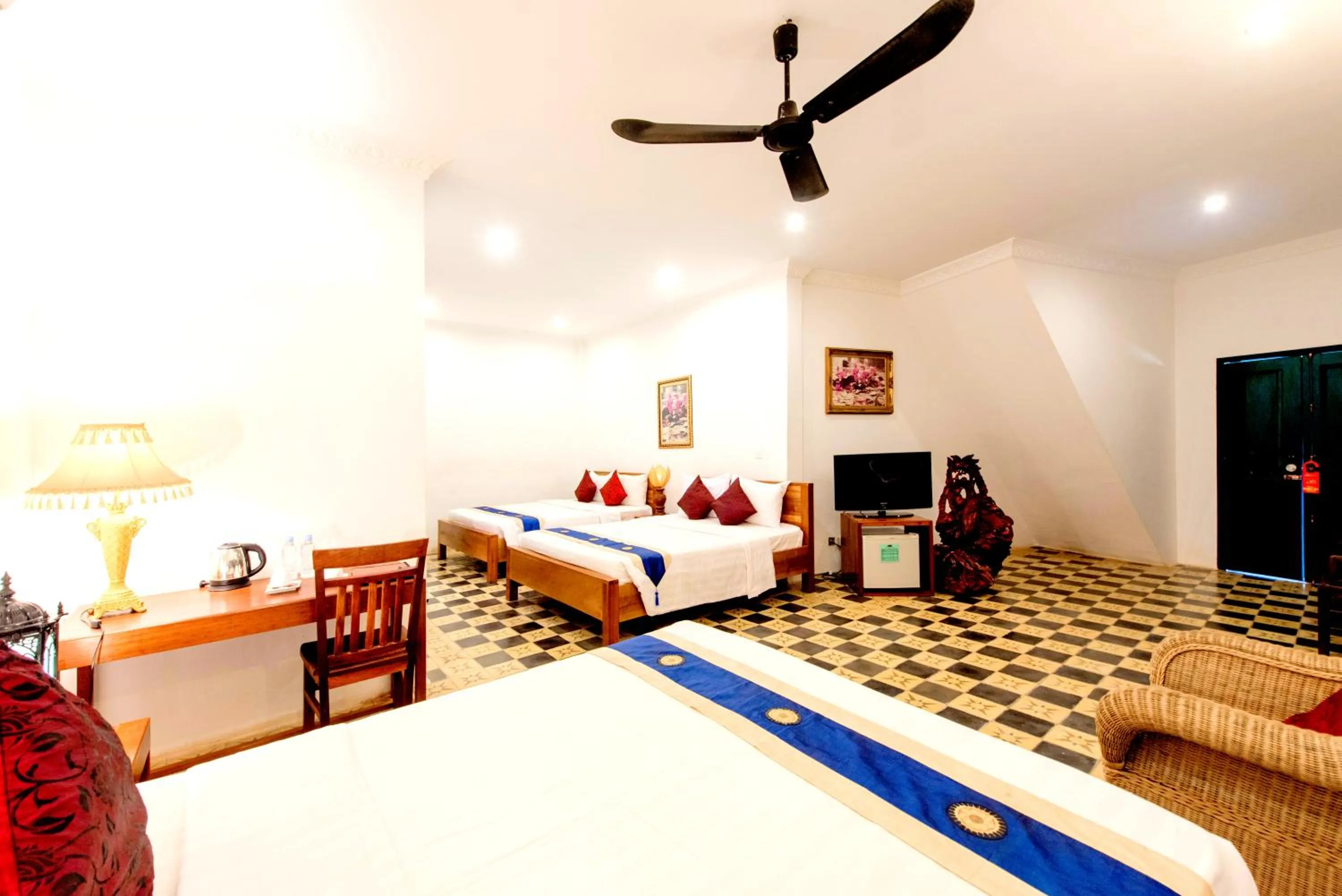 View (from property/room), Bed in Residence Wat Damnak