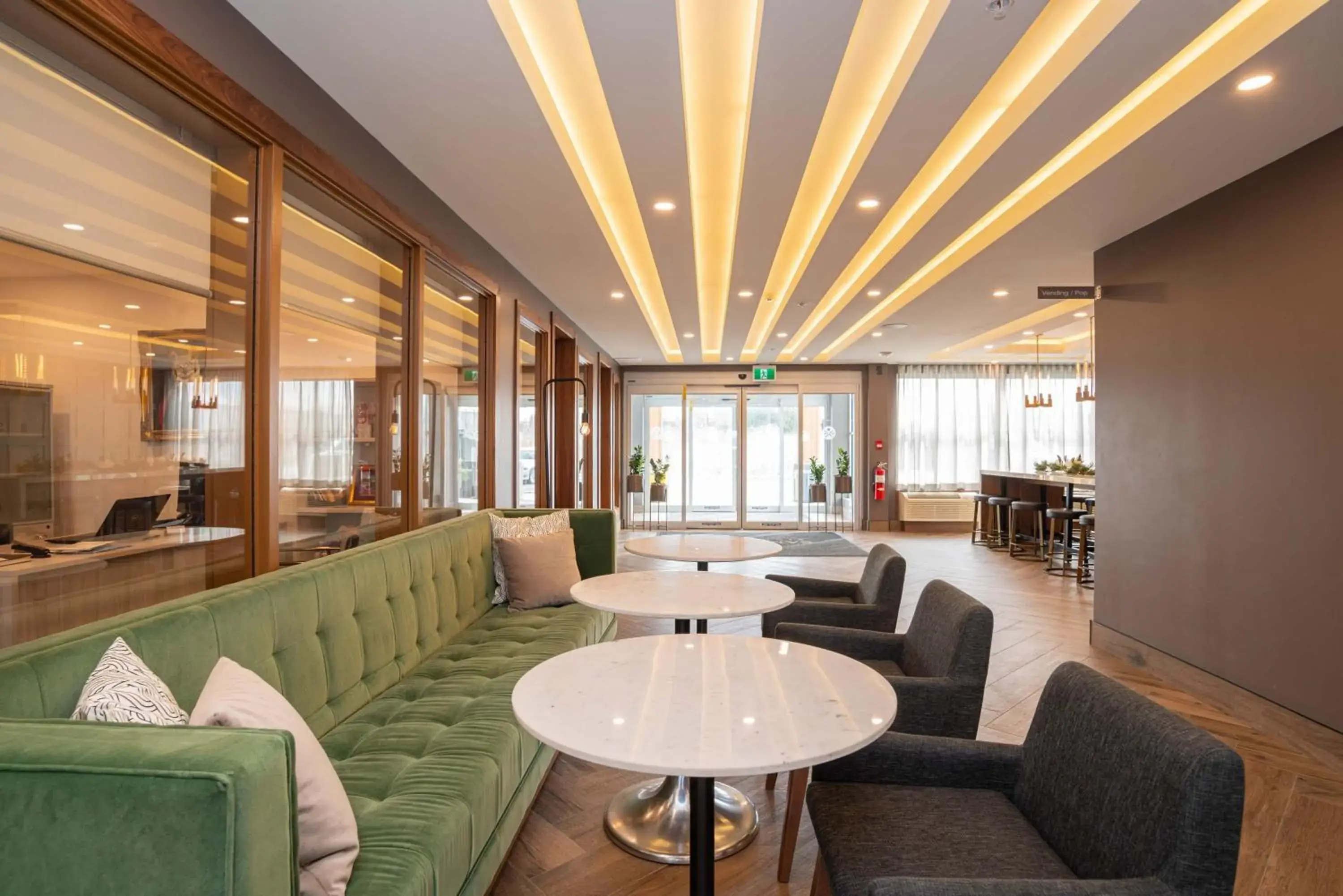 Lobby or reception in Sandman Signature Ottawa Airport Hotel Lobby or reception in Sandman Signature Ottawa Airport Hotel