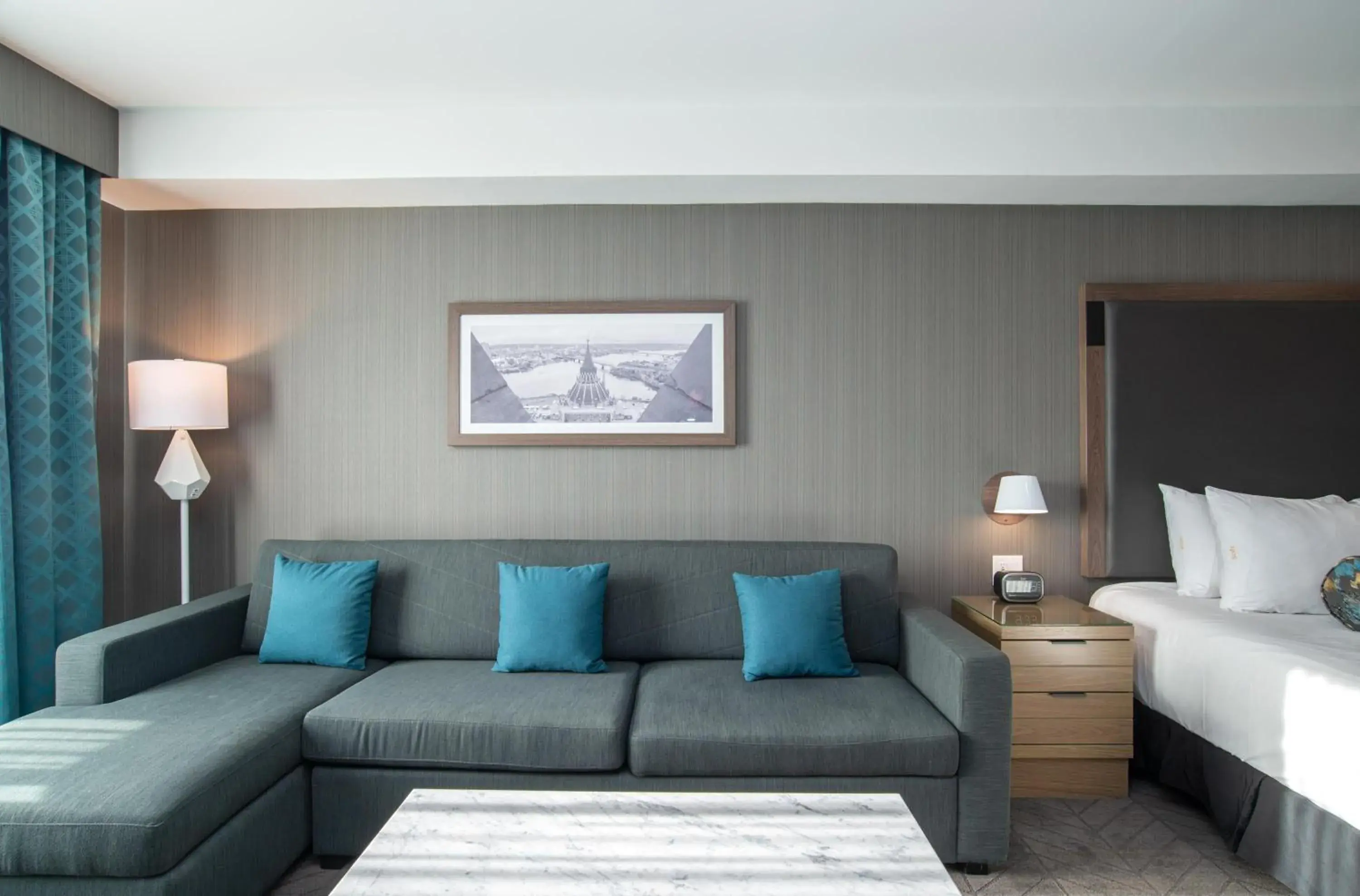 Photo of the whole room, Bed in Sandman Signature Ottawa Airport Hotel Photo of the whole room, Bed in Sandman Signature Ottawa Airport Hotel