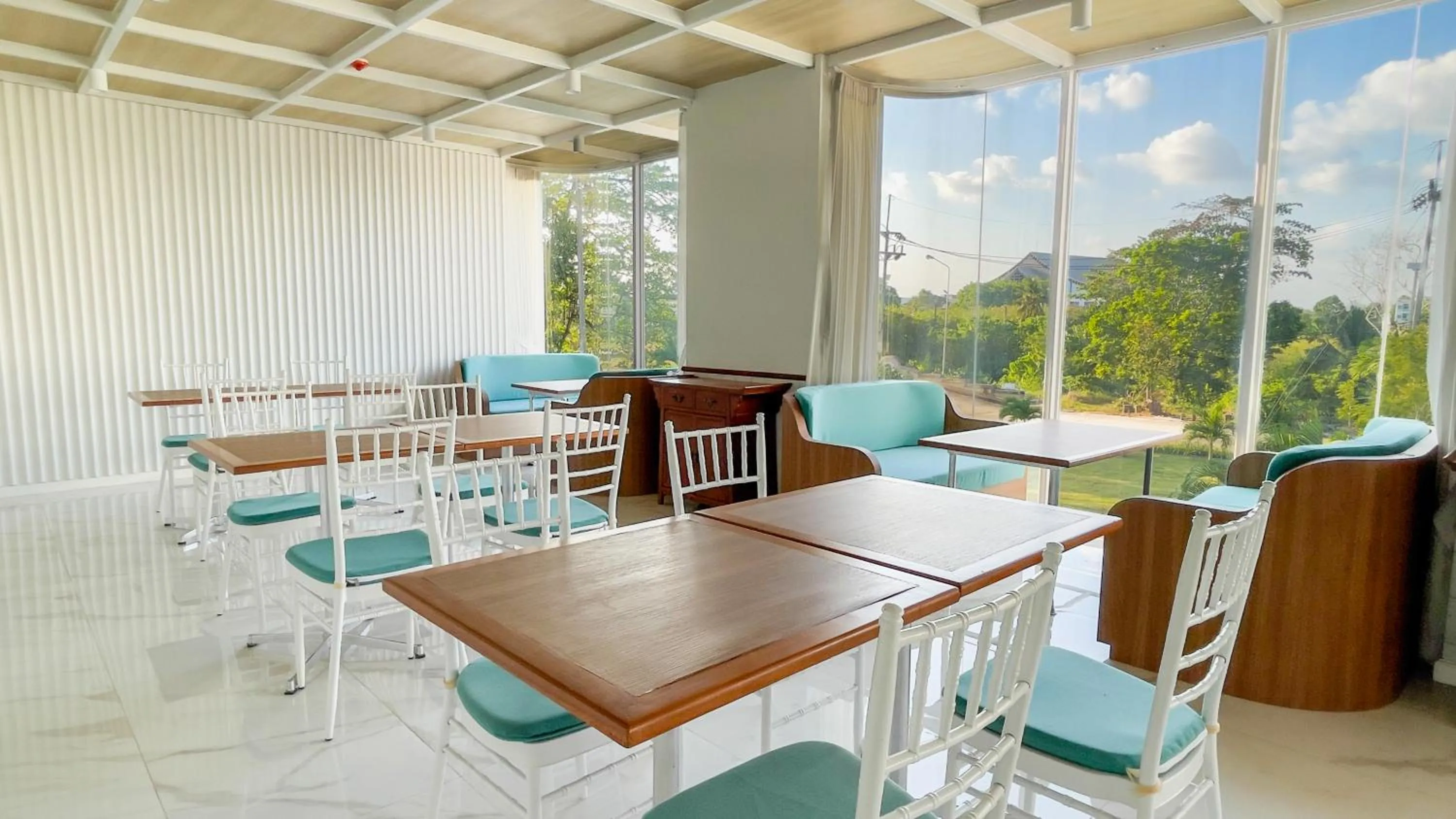 Area and facilities in Rua Rasada Express