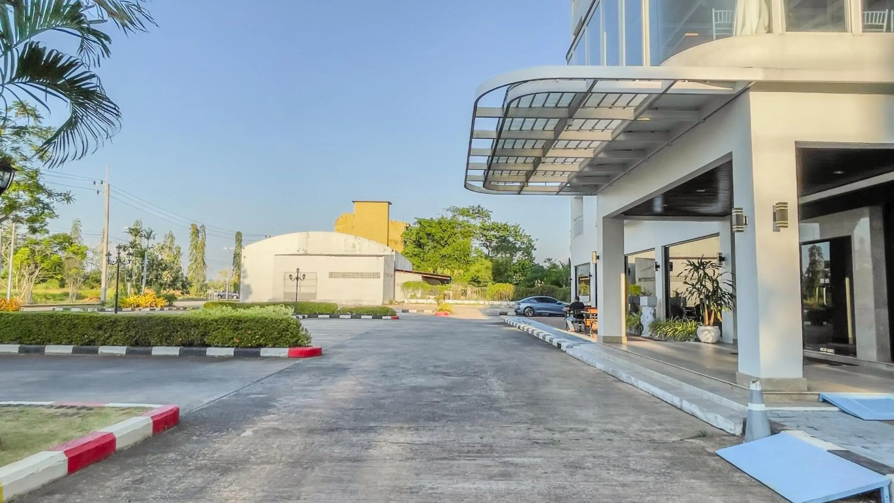 Facade/entrance in Rua Rasada Express Facade/entrance in Rua Rasada Express