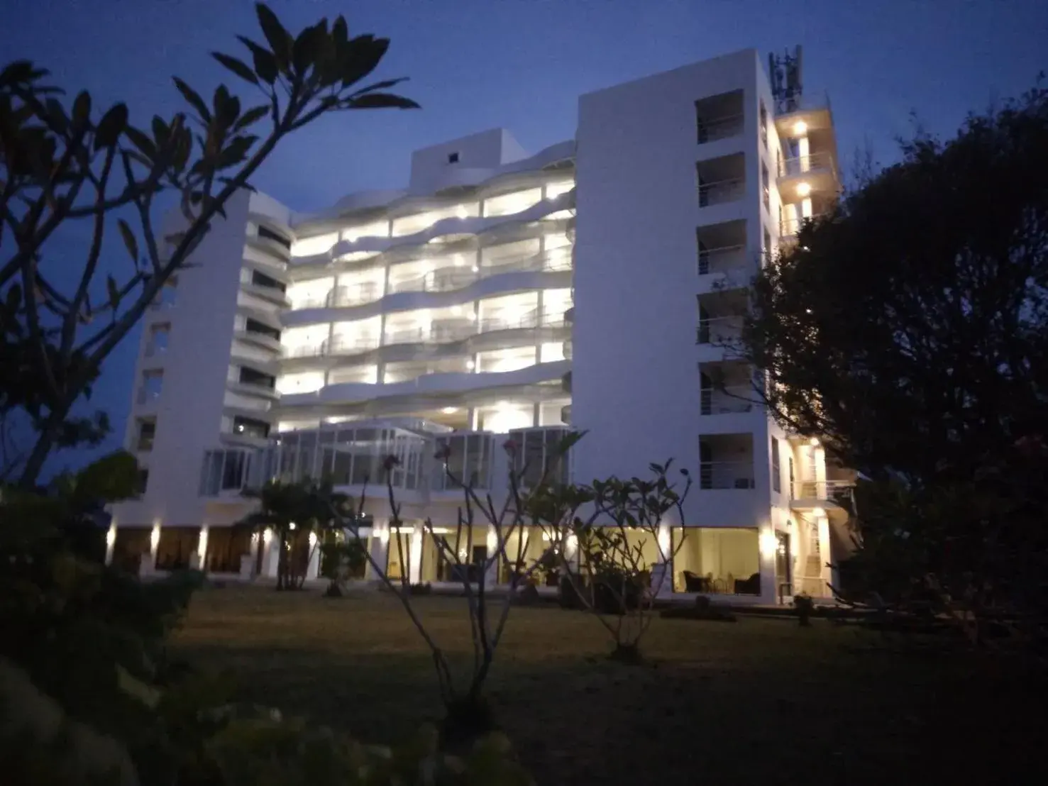 Property building in Rua Rasada Express Property building in Rua Rasada Express