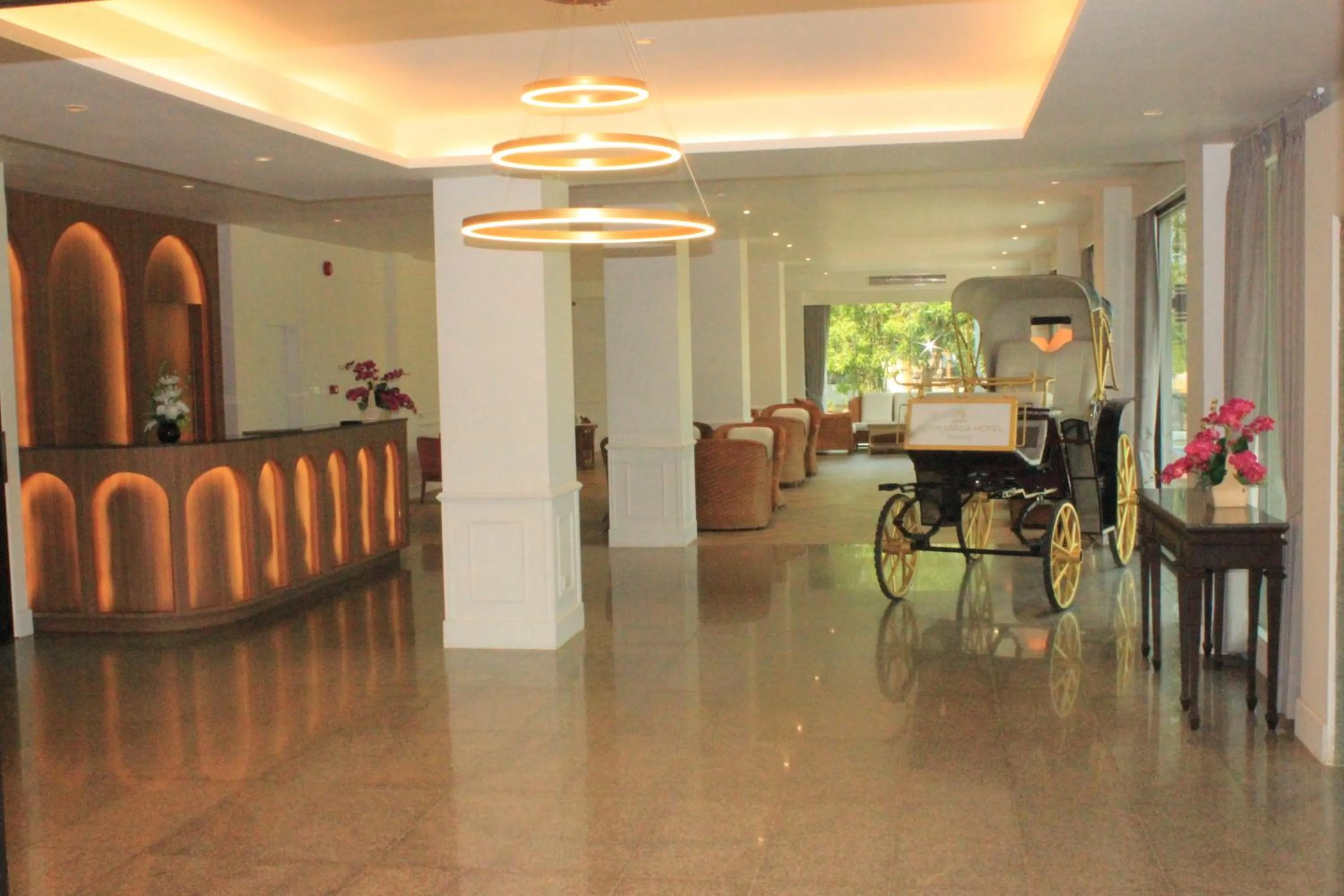 Seating area in Rua Rasada Express