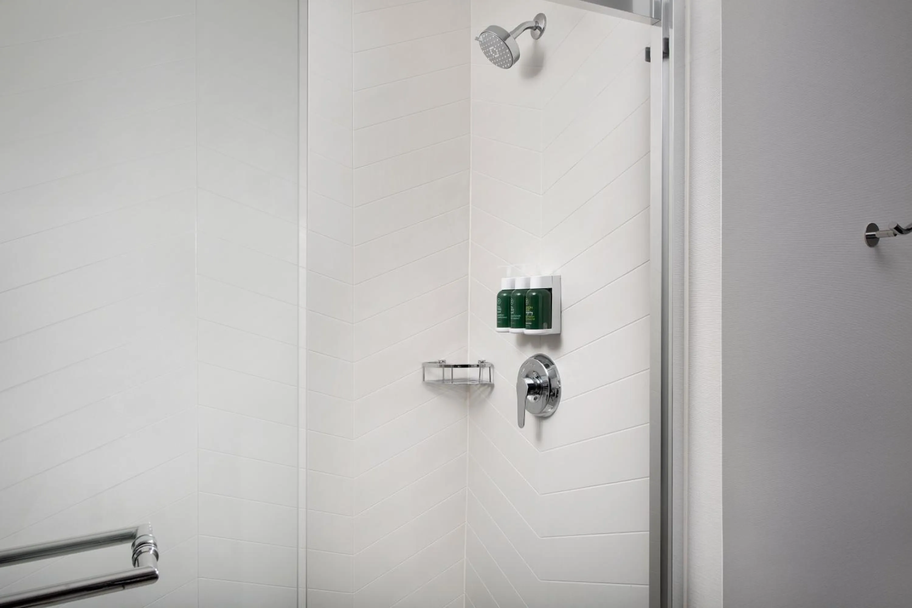 Bathroom in Fairfield Inn & Suites by Marriott Denver Tech Center North