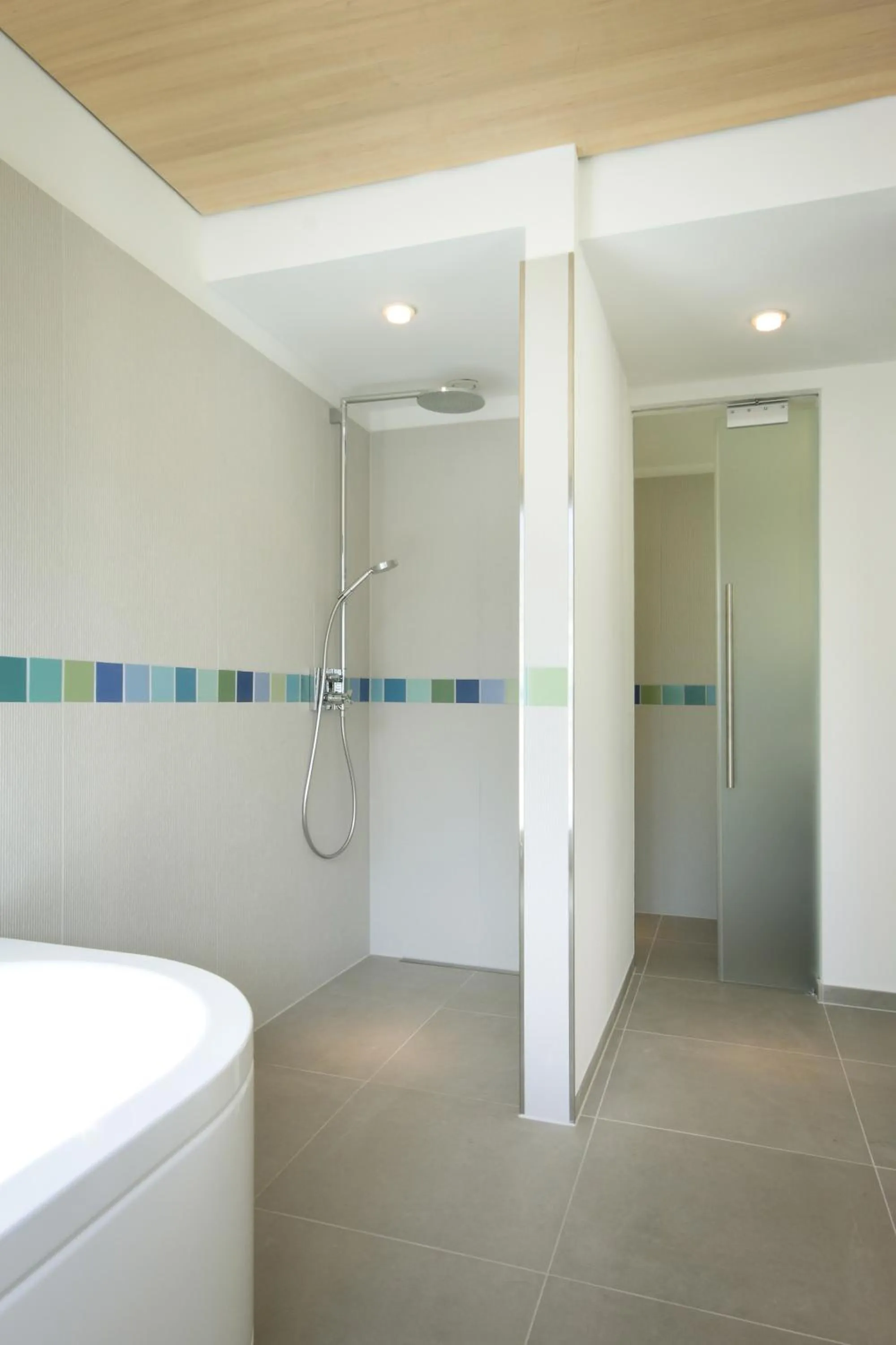 Shower in Hotel Niedersachsen