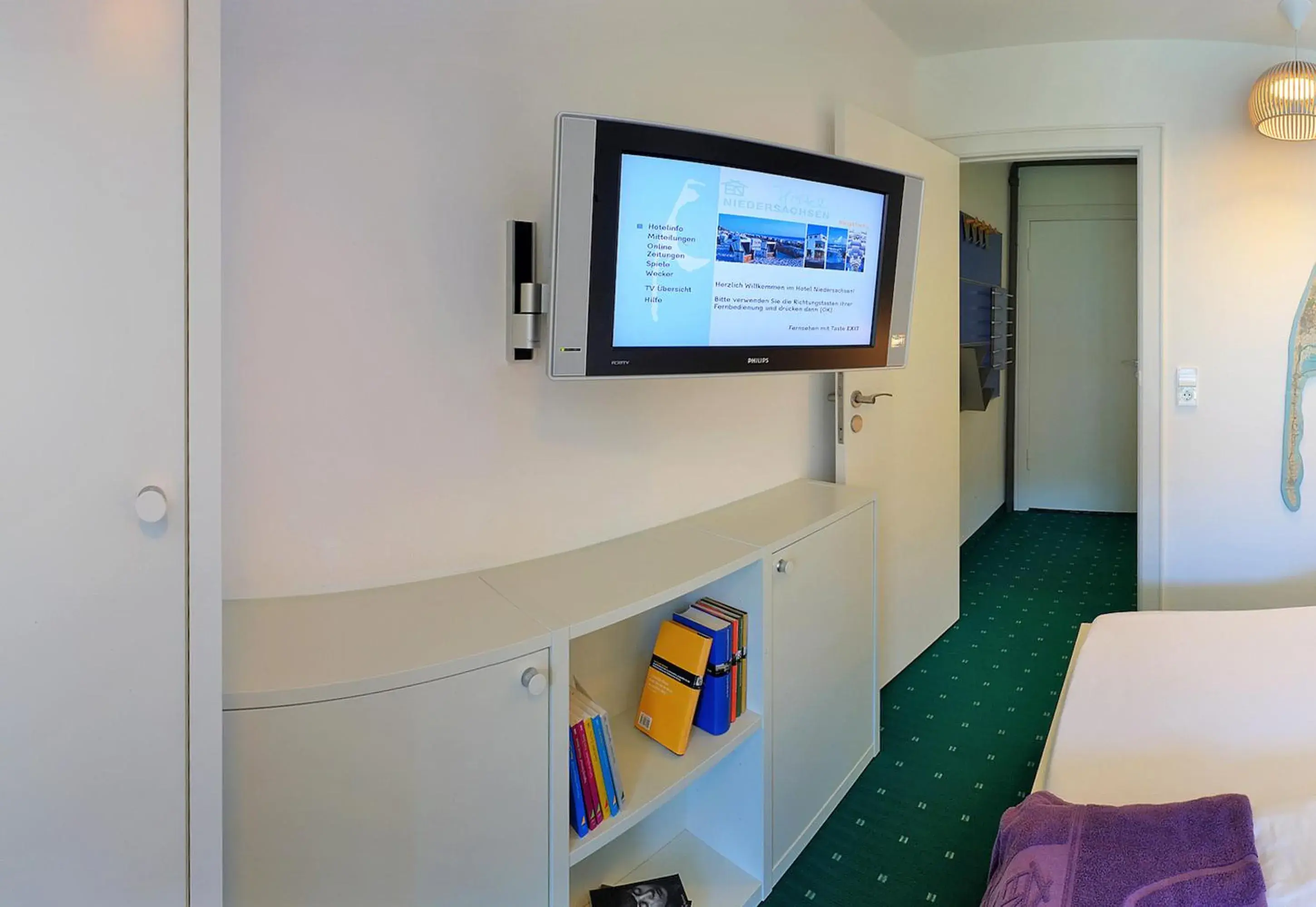 Small Double Room in Hotel Niedersachsen Small Double Room in Hotel Niedersachsen