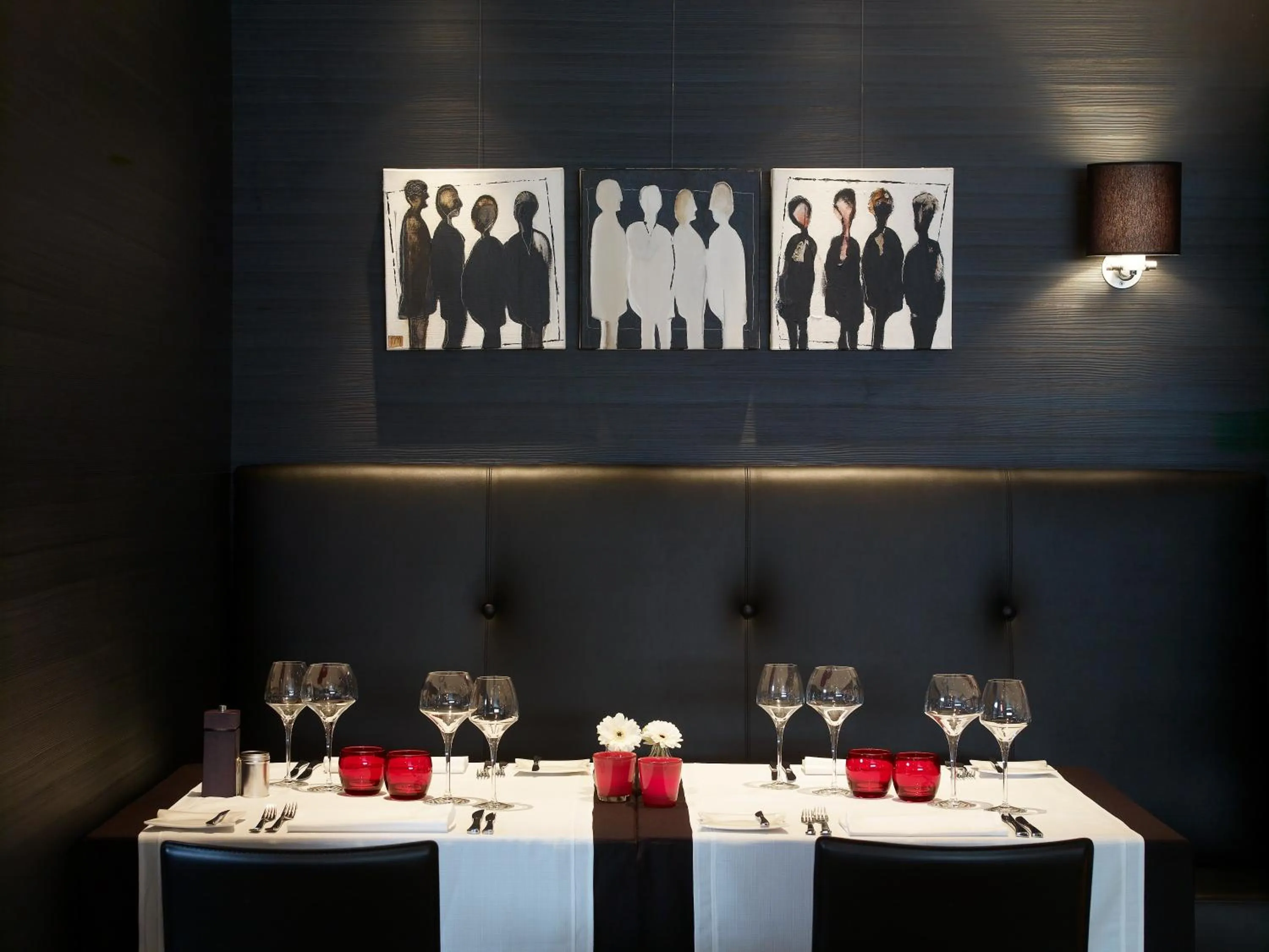 Restaurant/places to eat in Hotel Shamrock