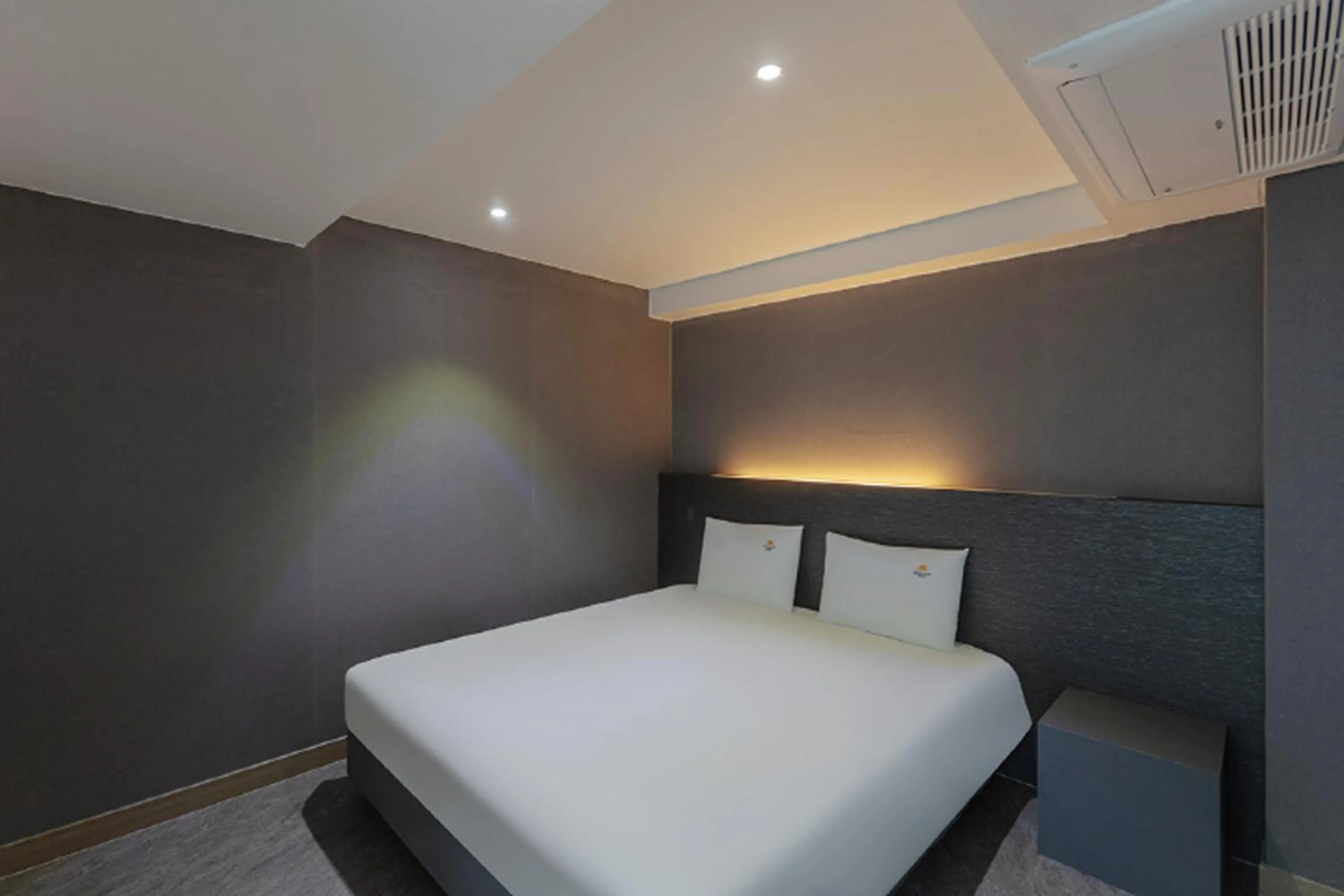 Bedroom, Bed in Sun Cloud Hotel