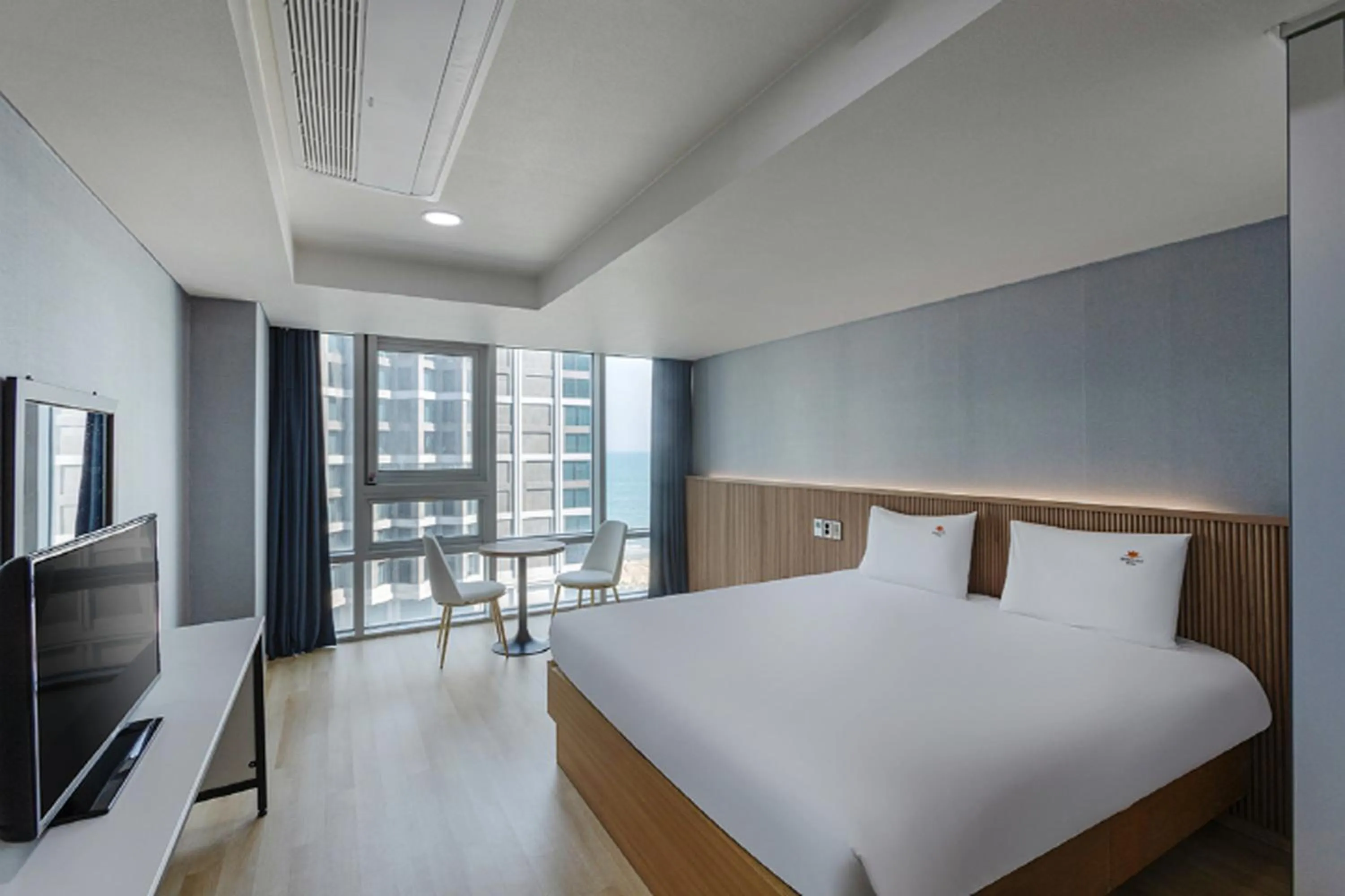 Bedroom, Bed in Sun Cloud Hotel