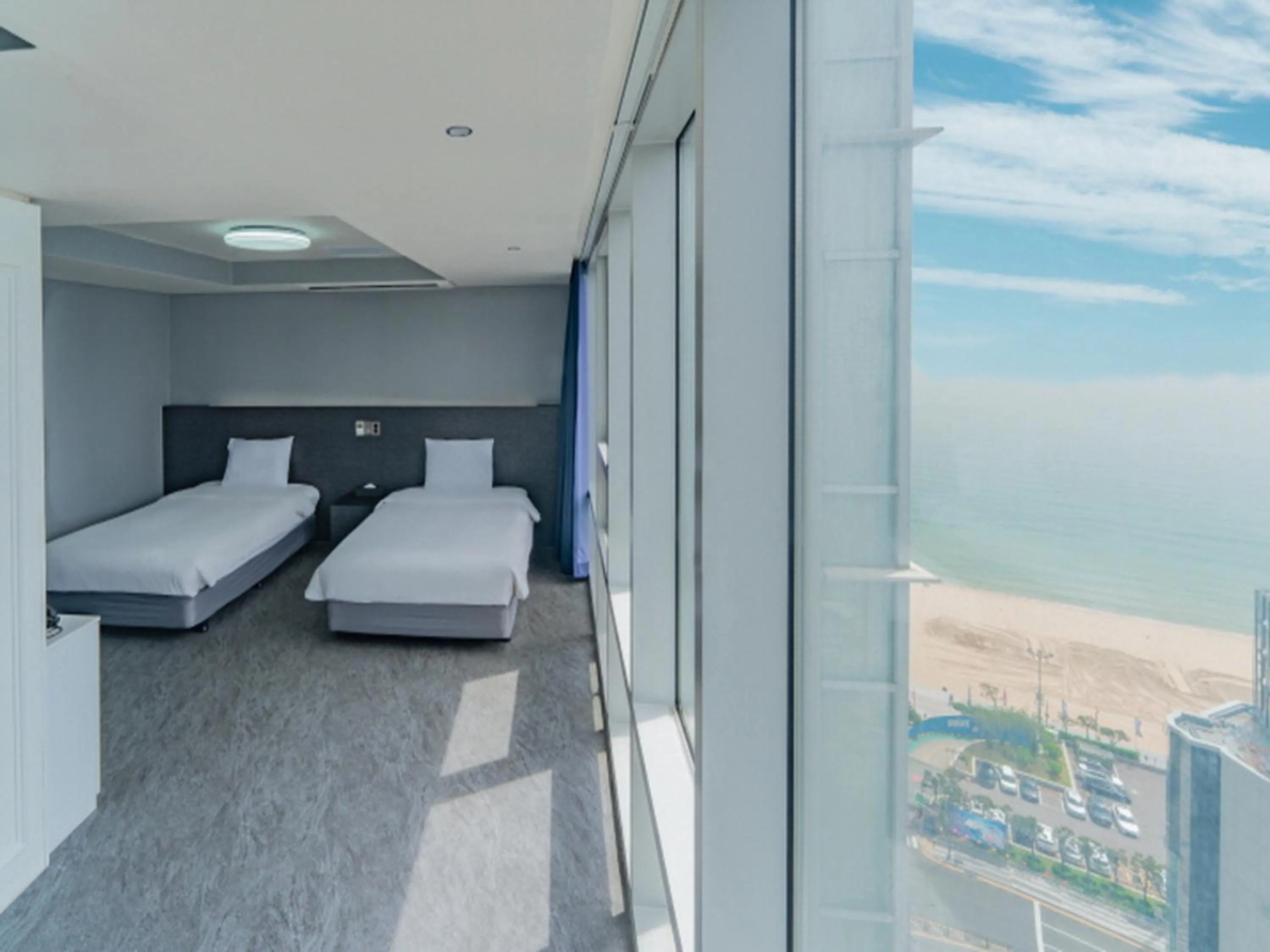 Bed in Sun Cloud Hotel