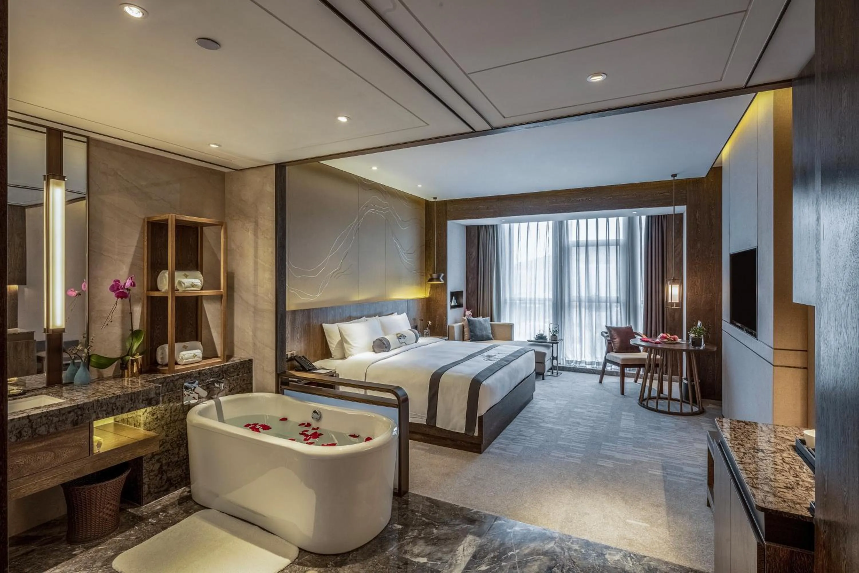 Bed in Jinling Grand Hotel