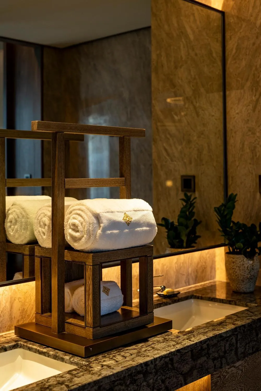 Bed in Jinling Grand Hotel