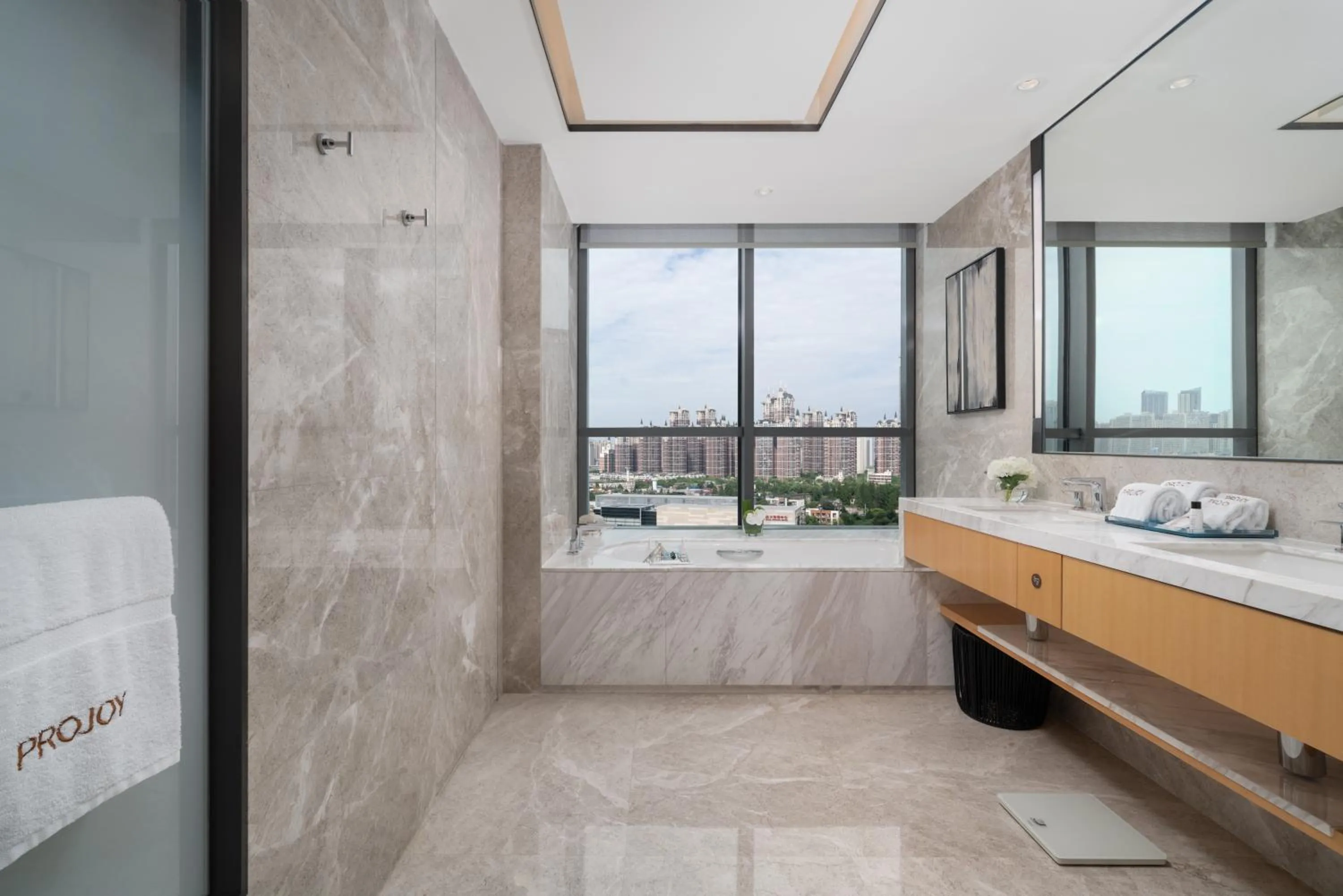 Bath in Projoy Hotel Tianfu