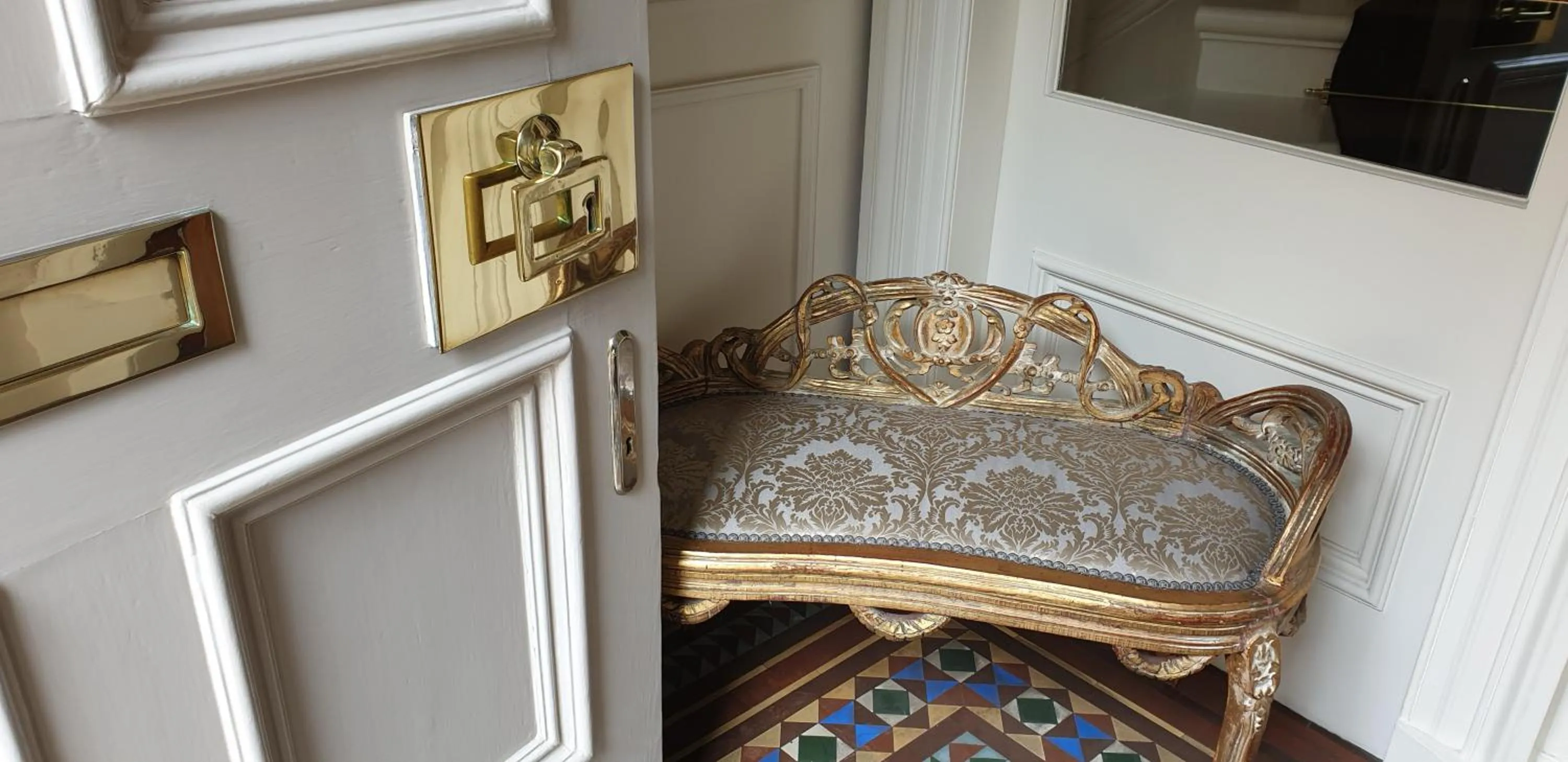 Facade/entrance in Highfield Guest House