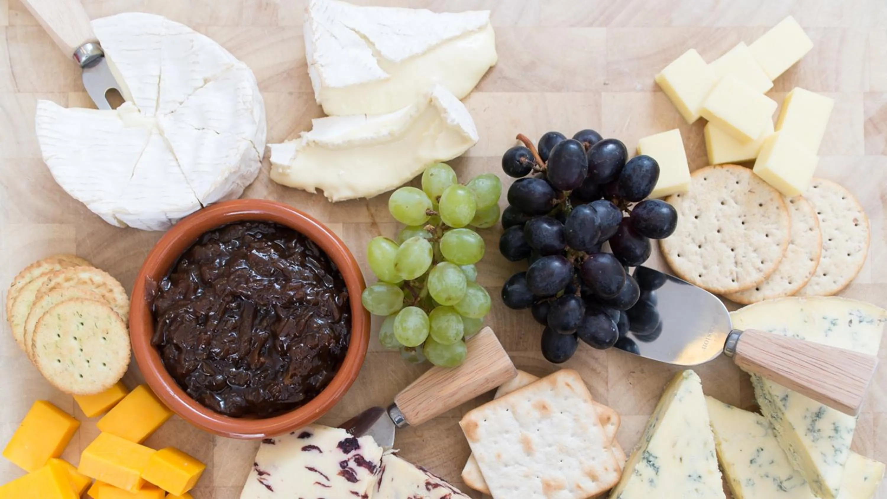 Lounge or bar in Staybridge Suites Newcastle by IHG