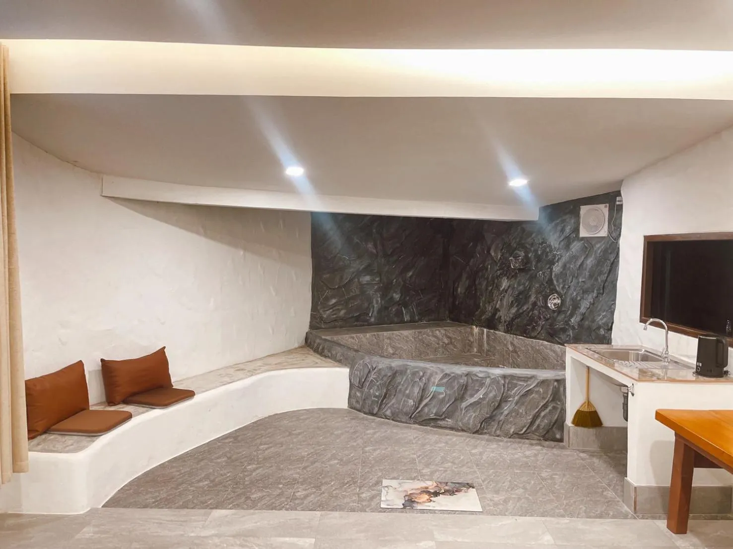 Living room in The Hub Erawan Resort