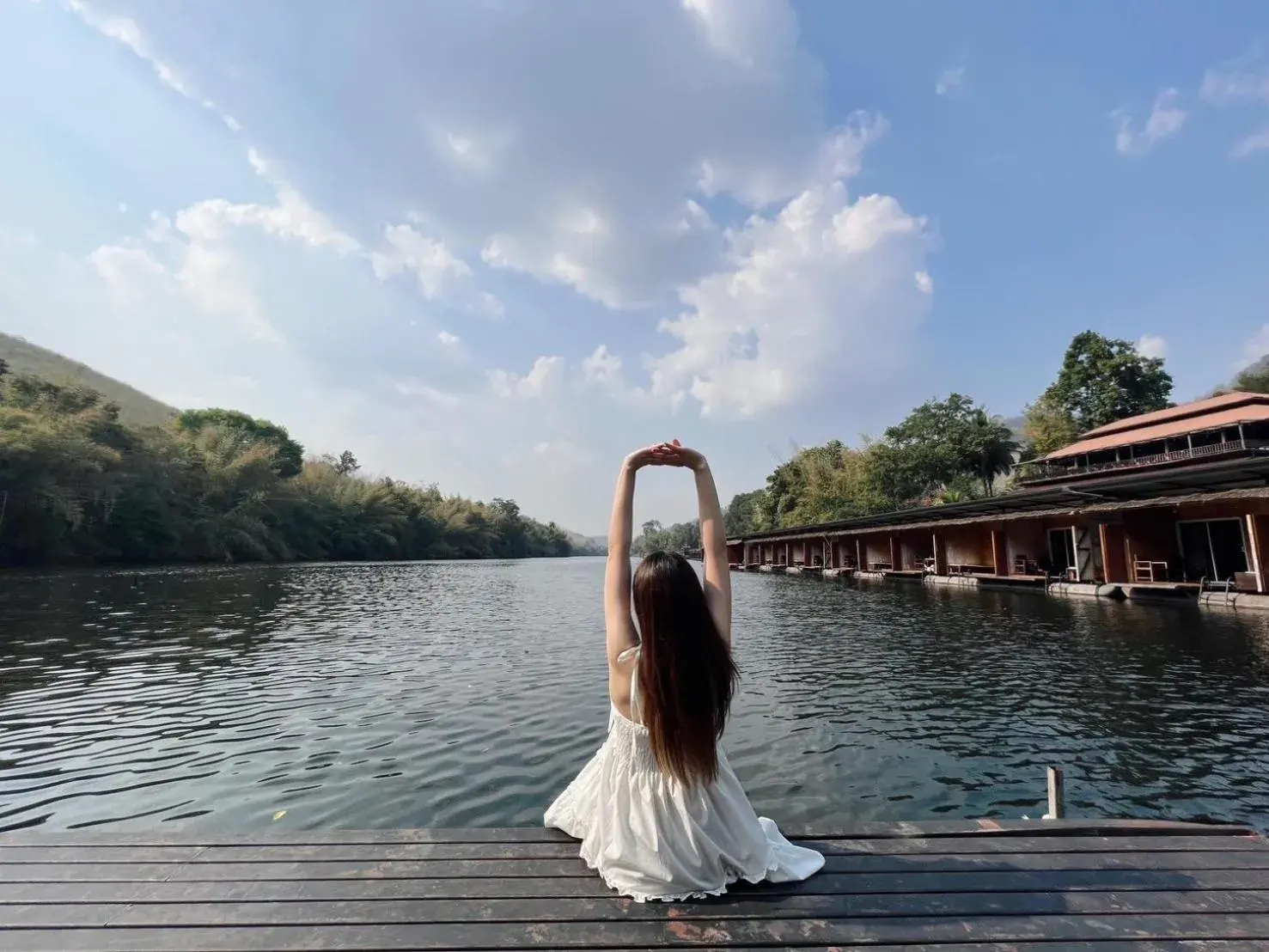 Day in The Hub Erawan Resort Day in The Hub Erawan Resort