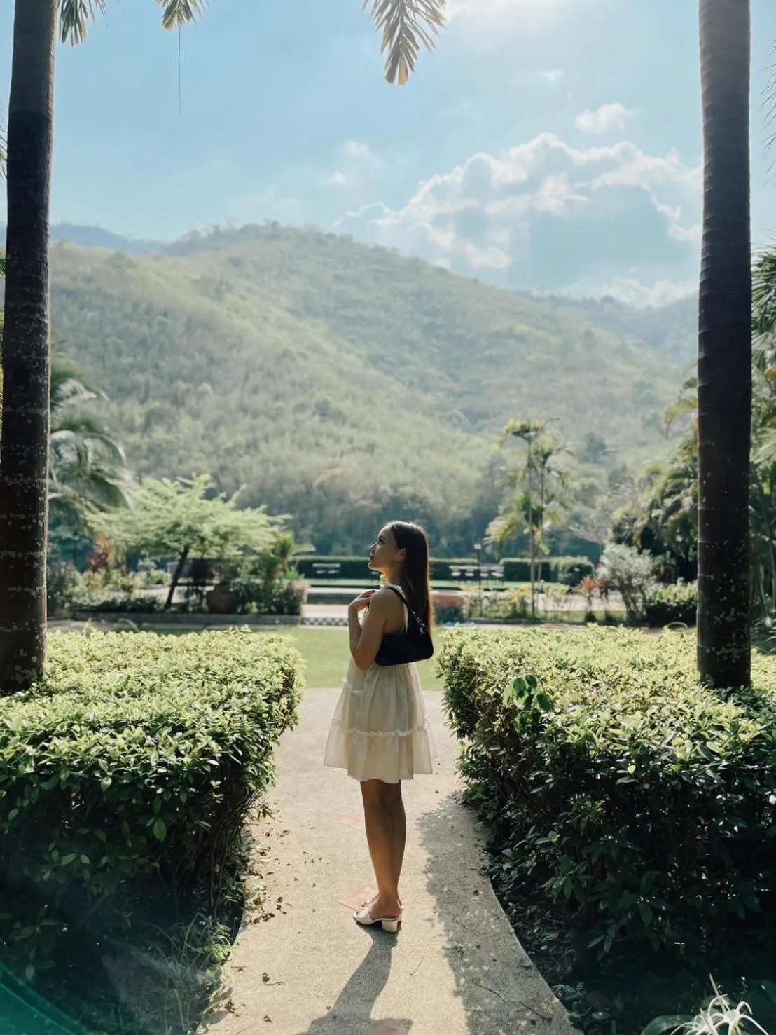 Day in The Hub Erawan Resort