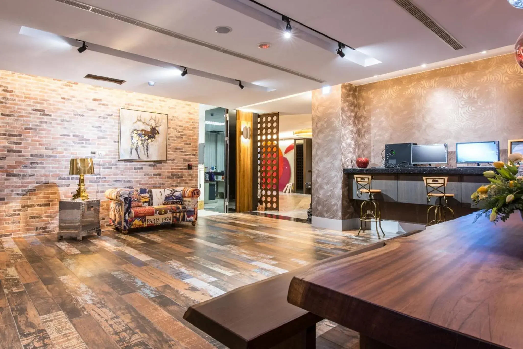 Lounge or bar in Lucky Apple Hotel Lounge or bar in Lucky Apple Hotel