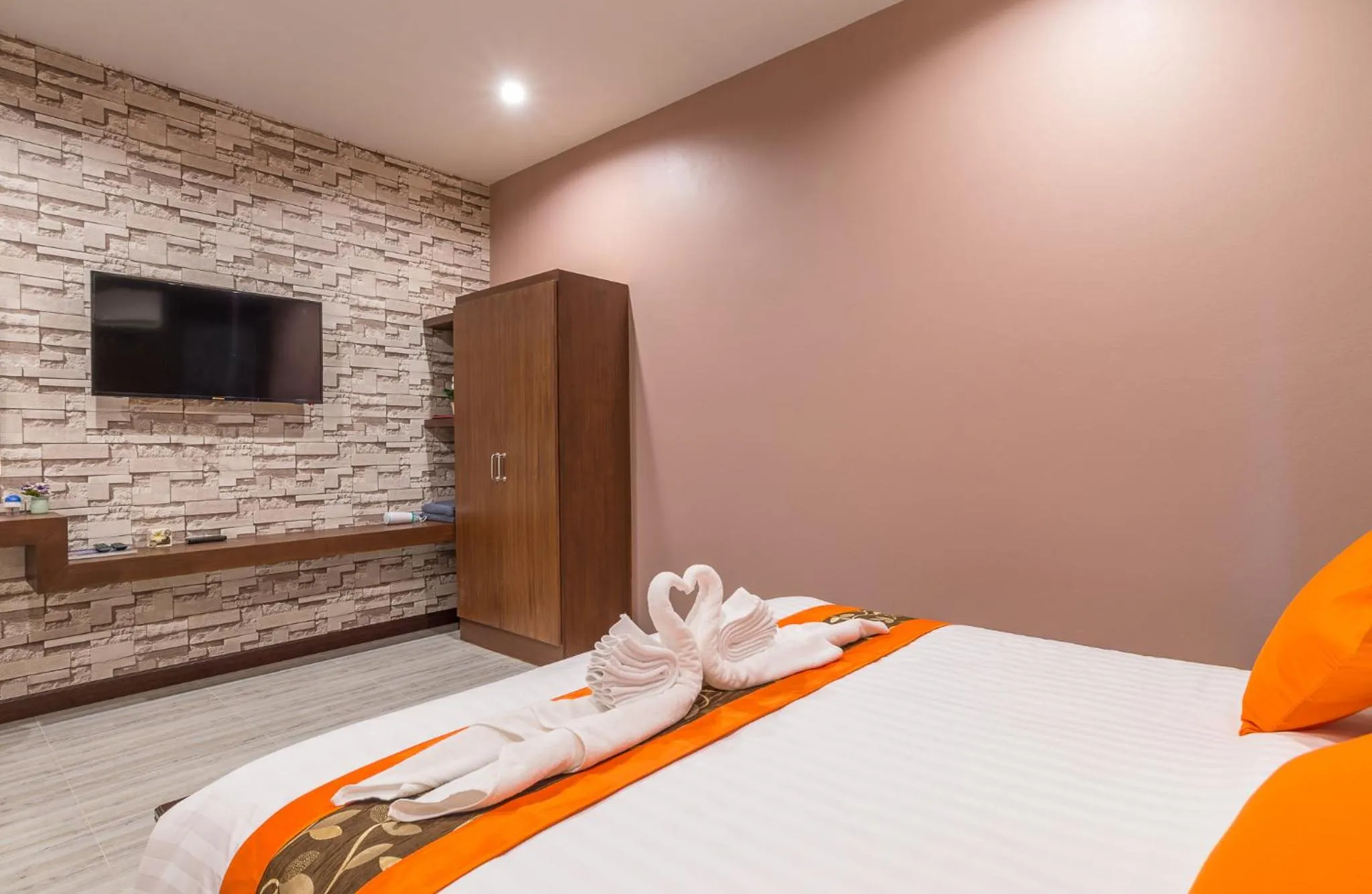 Bed in De Nathai Private Pool Villa
