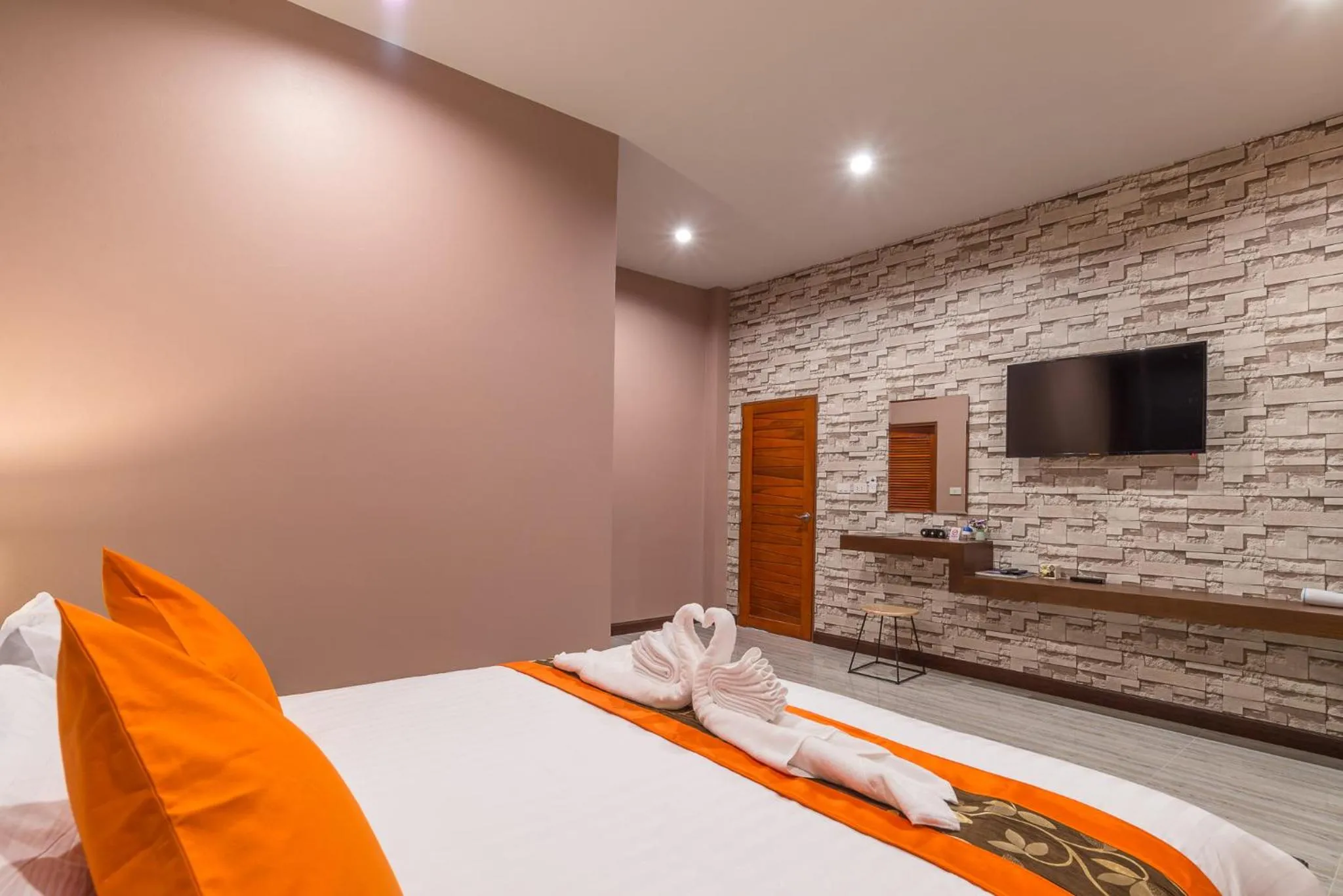 Bed in De Nathai Private Pool Villa