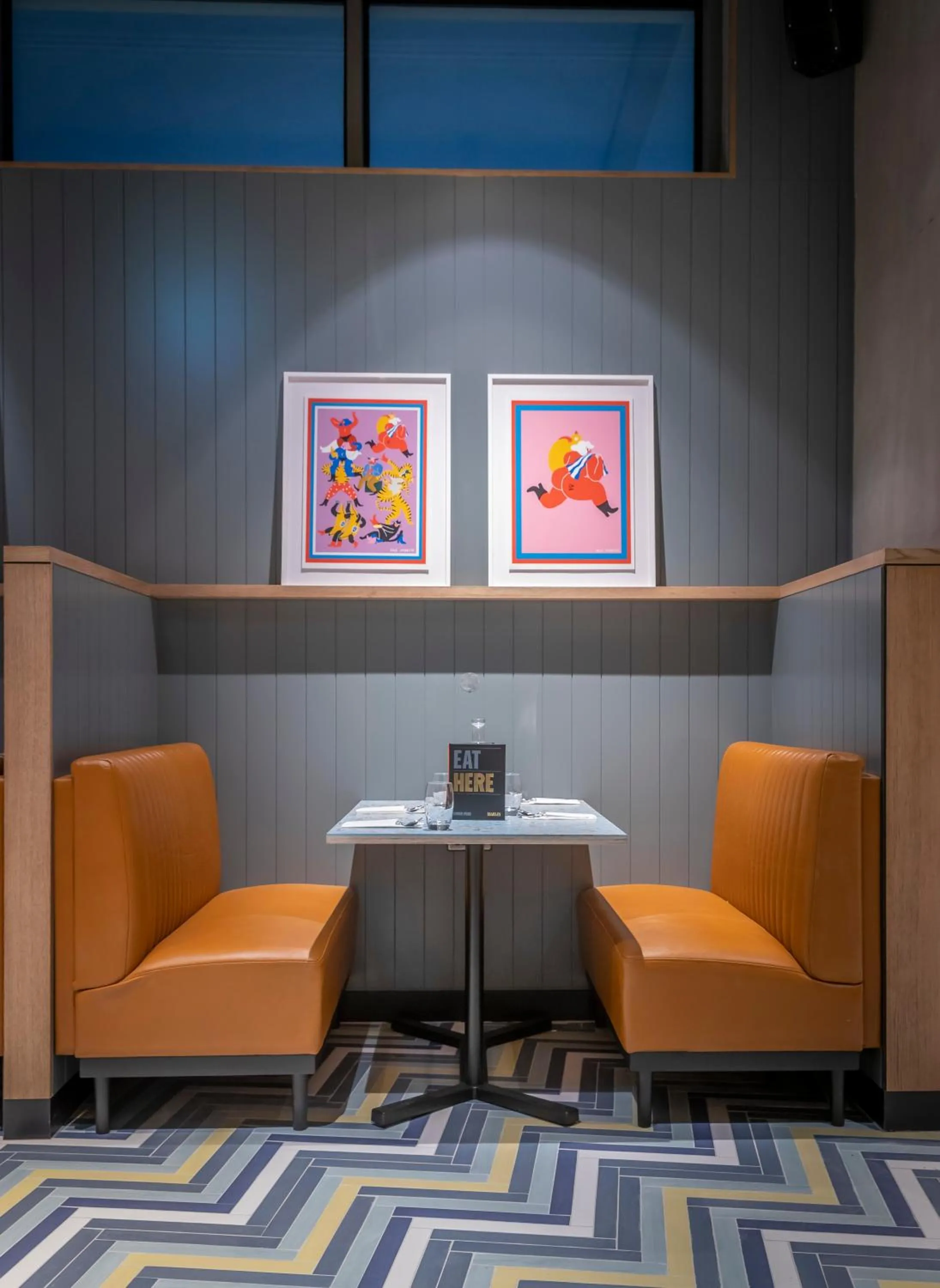 Restaurant/places to eat in Marlin Hotel Stephens Green