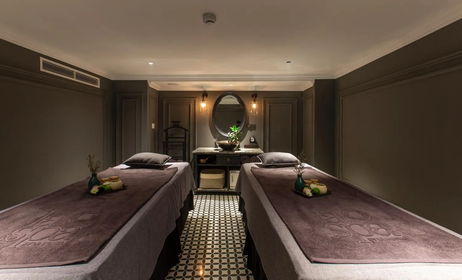 Massage, Bed in La Siesta Premium Hang Be