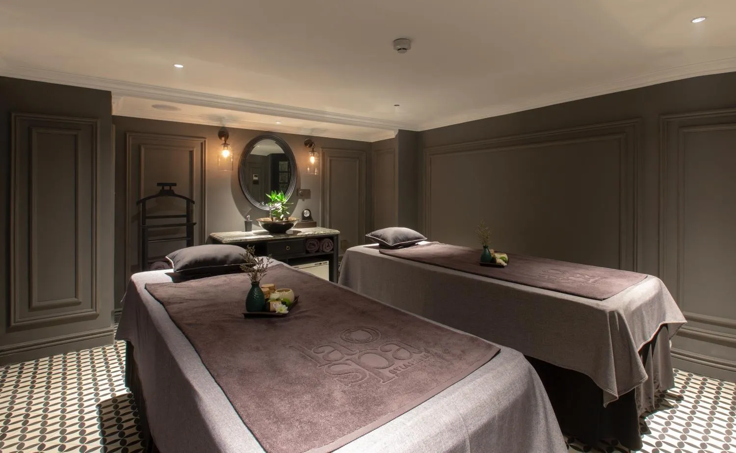 Massage, Bed in La Siesta Premium Hang Be