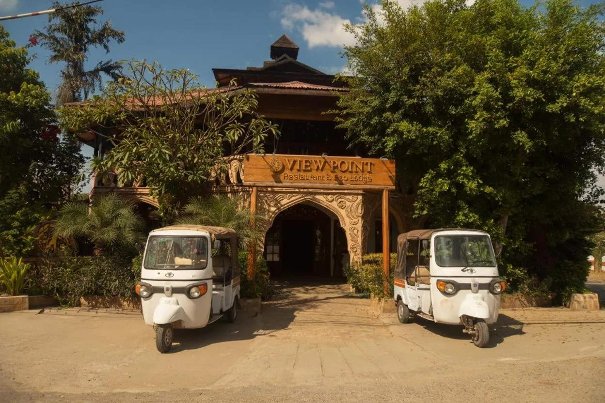 Facade/entrance in ViewPoint Ecolodge