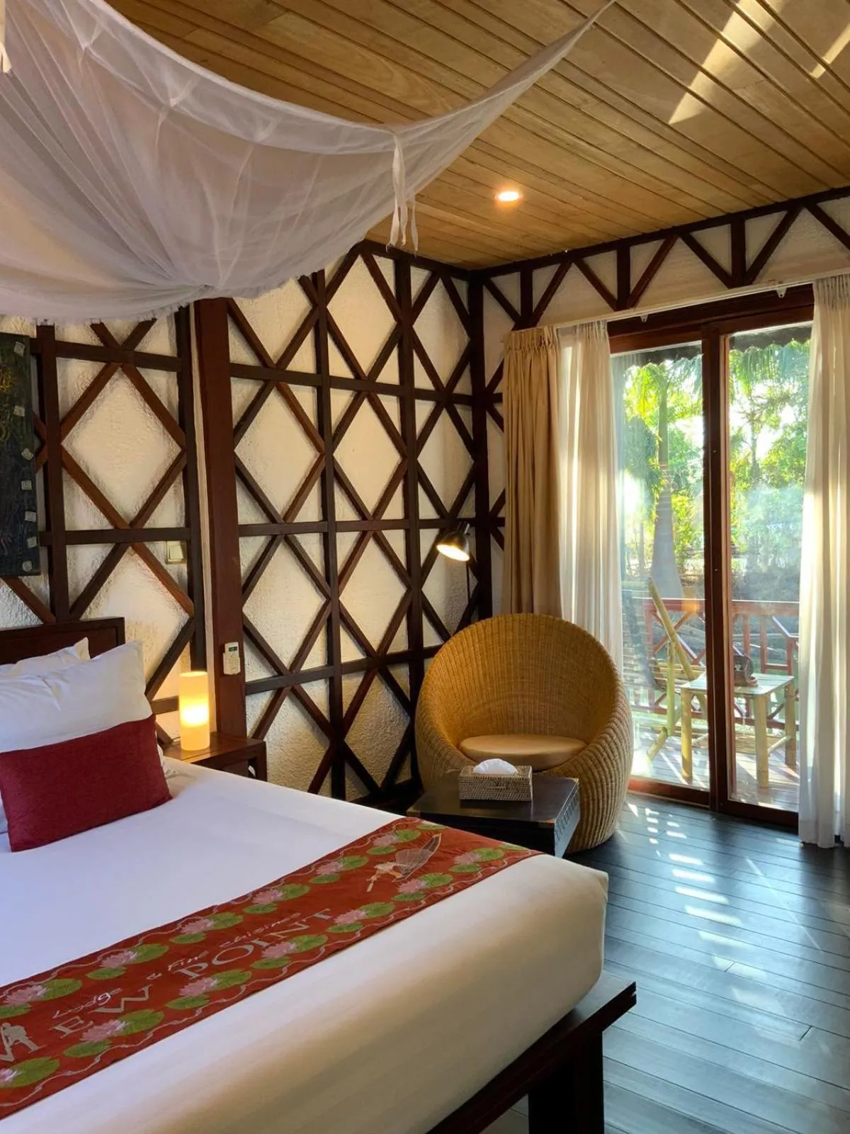 Bedroom, Bed in ViewPoint Ecolodge