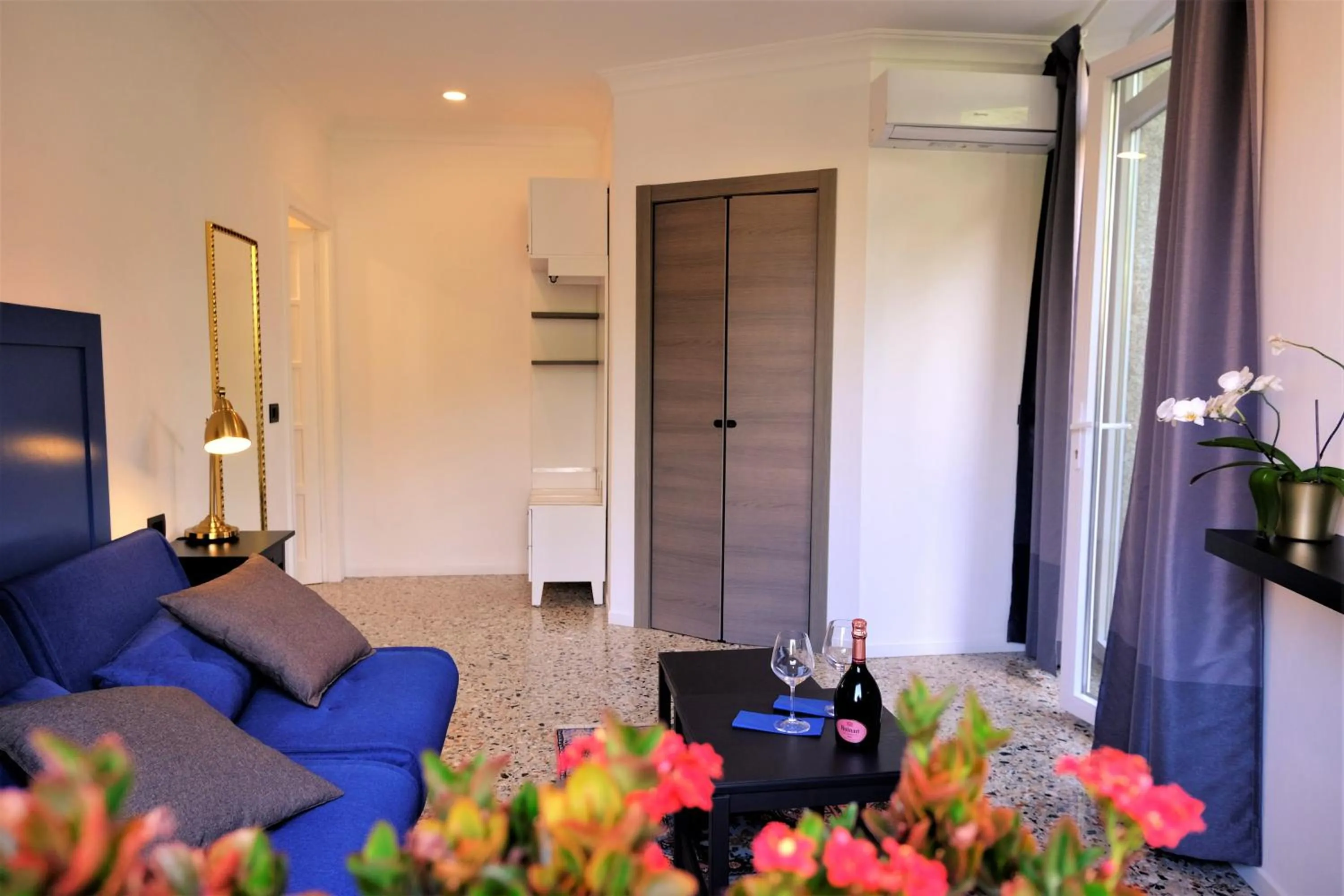 Photo of the whole room in Residenza Laurum