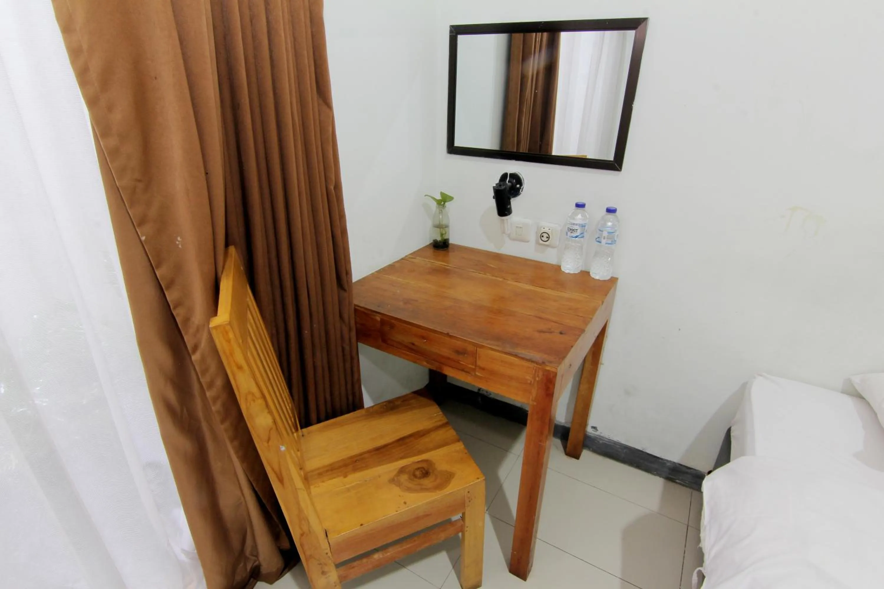 Bedroom in The Fort Hotel