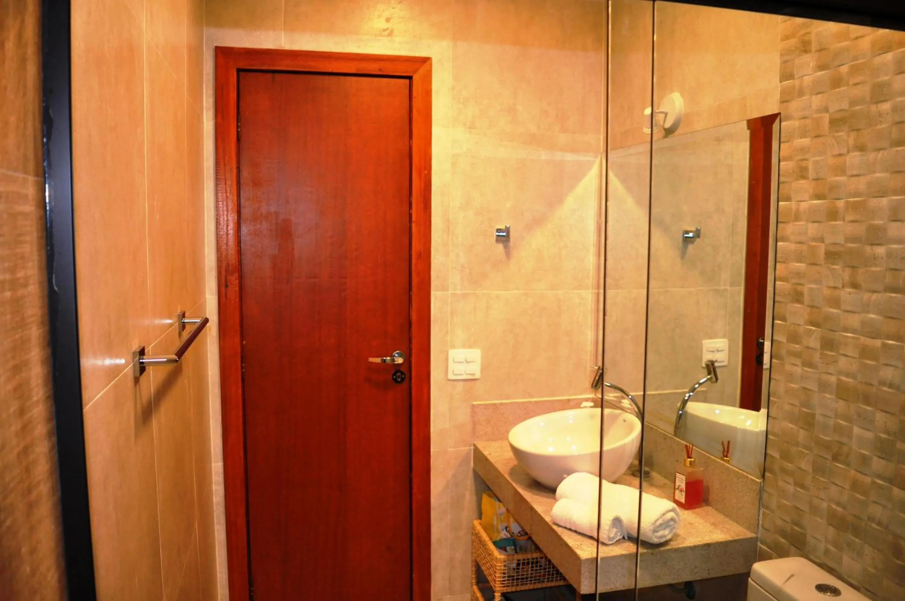 Bathroom in Pousada Encantos do Peró