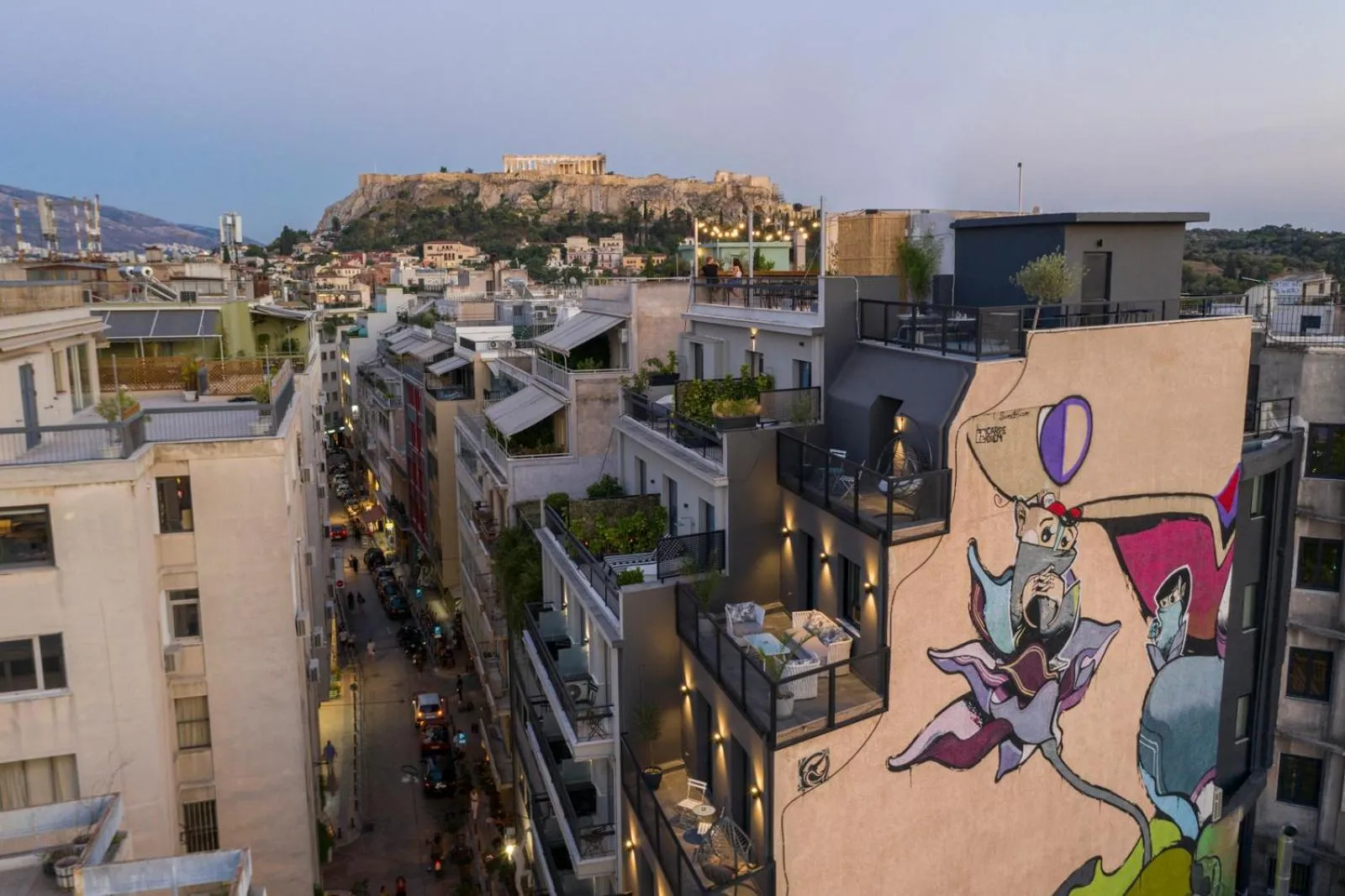 Neighbourhood in PAME House