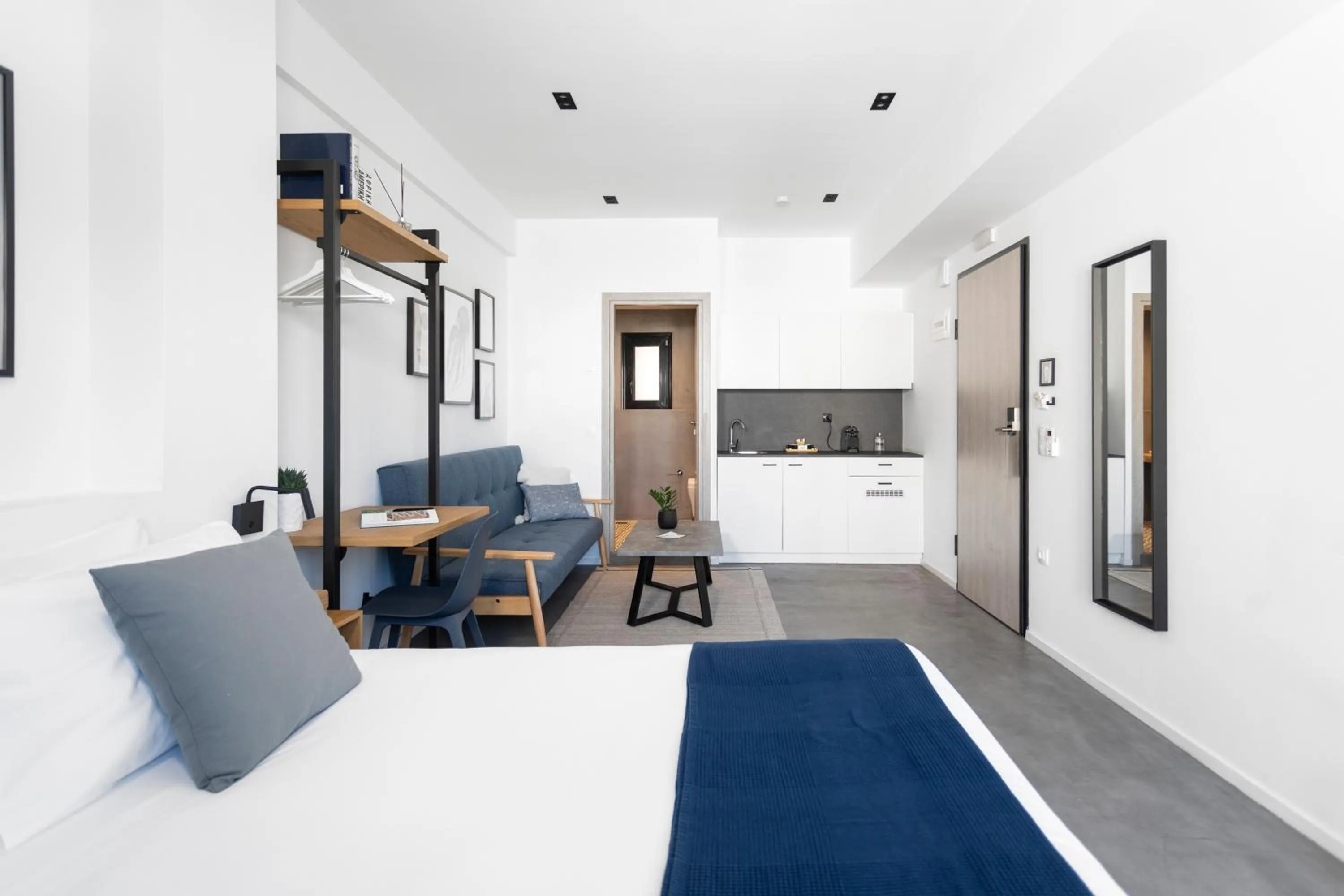 Photo of the whole room in PAME House