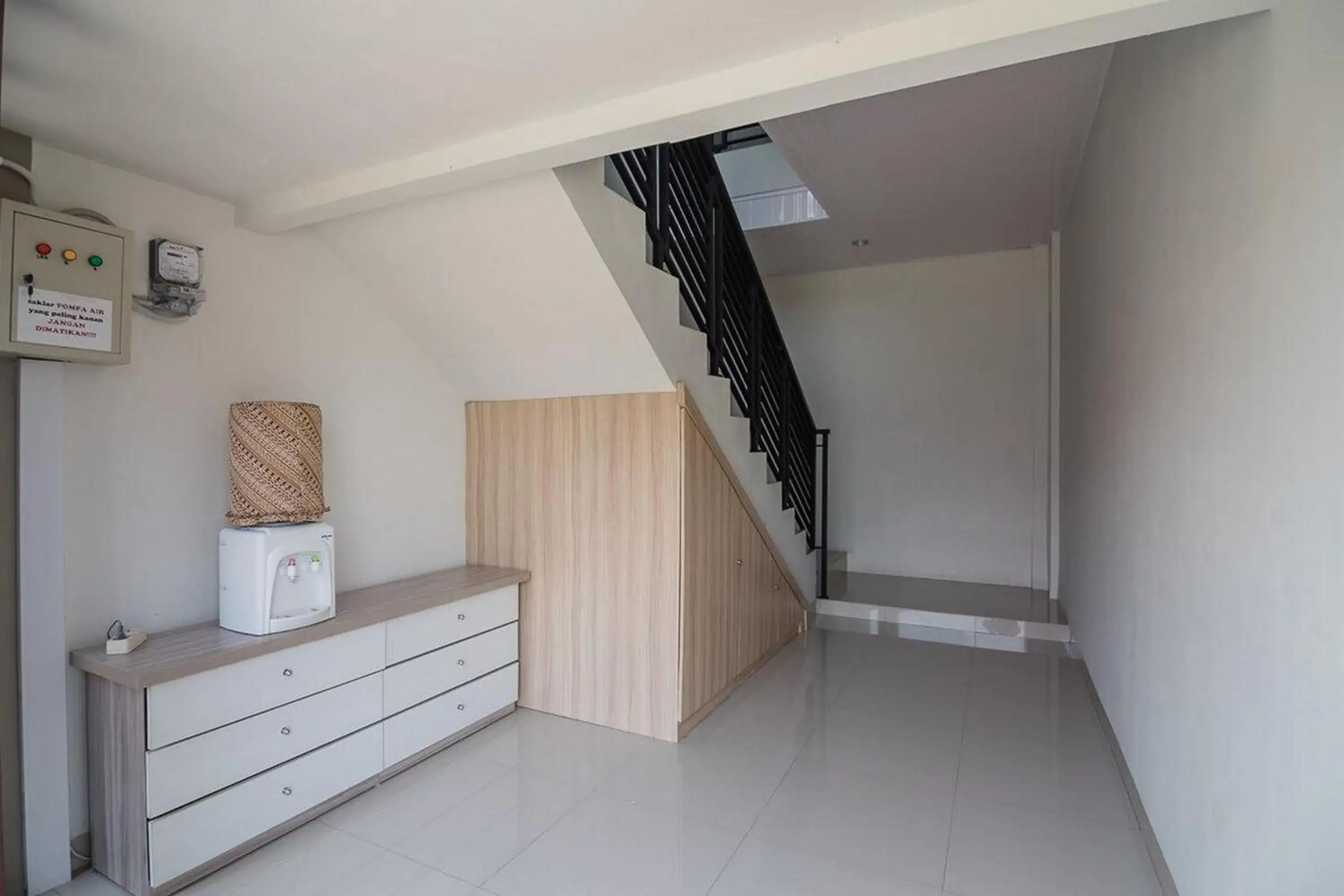 Property building in RedDoorz Syariah near Tugu Juang Jambi Property building in RedDoorz Syariah near Tugu Juang Jambi