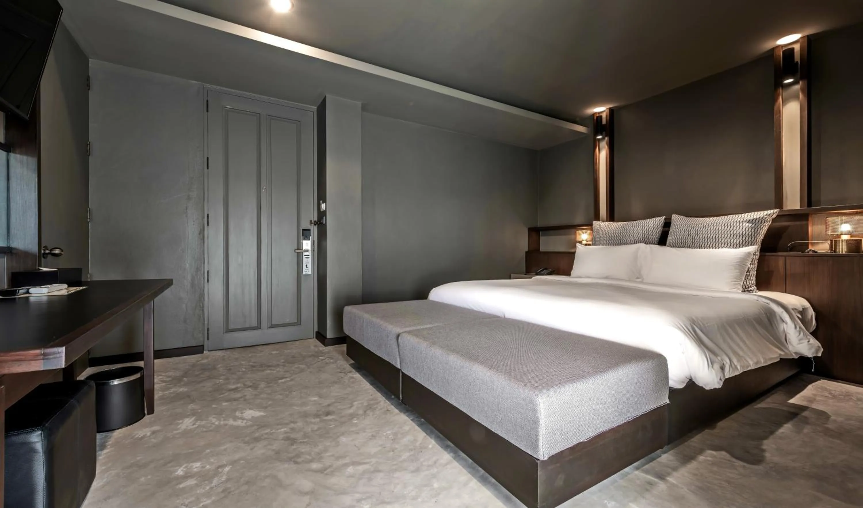 Bed in Hua Hin Habitat Hotel- SHA Extra Plus