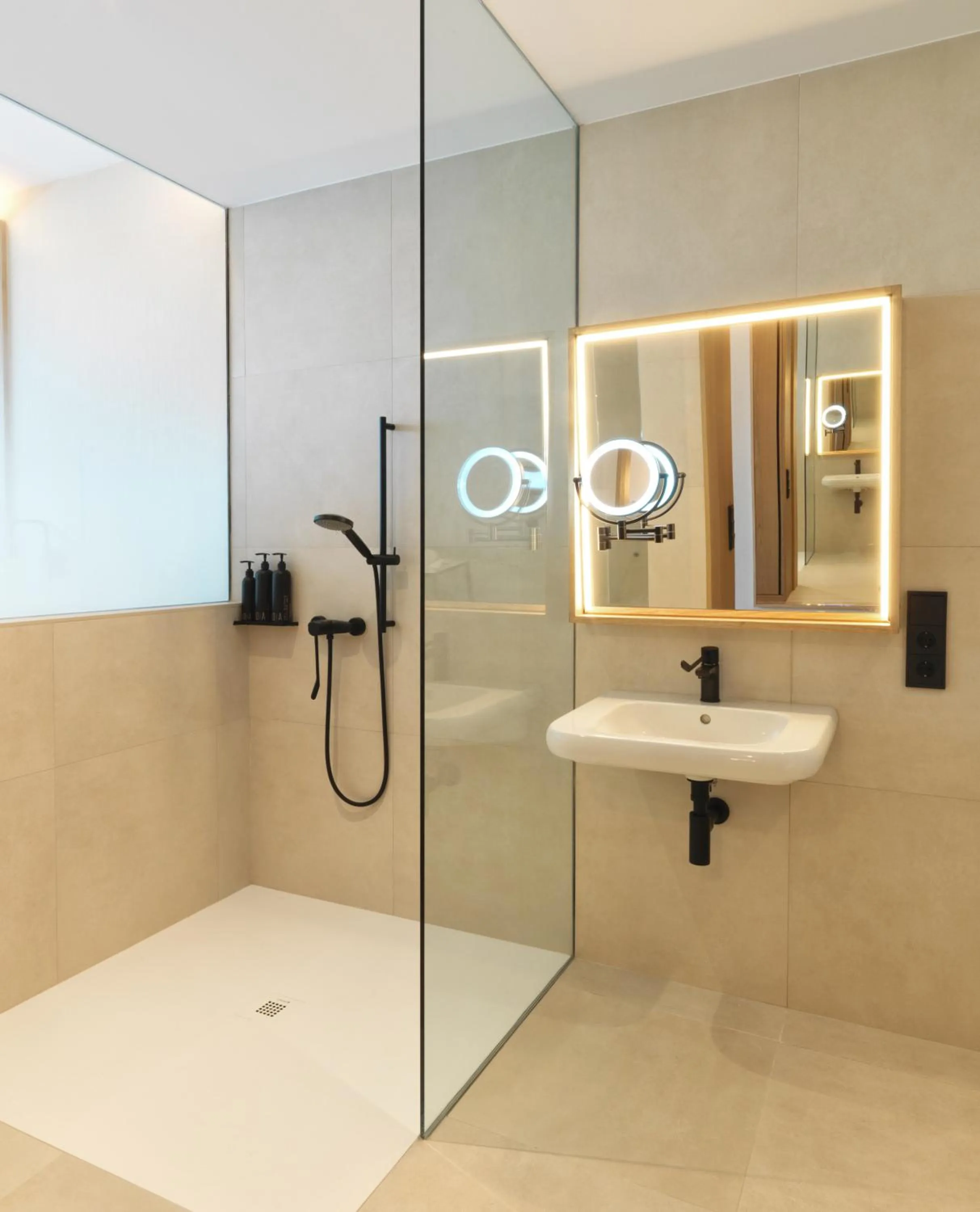 Bathroom in Noa Boutique Hotel