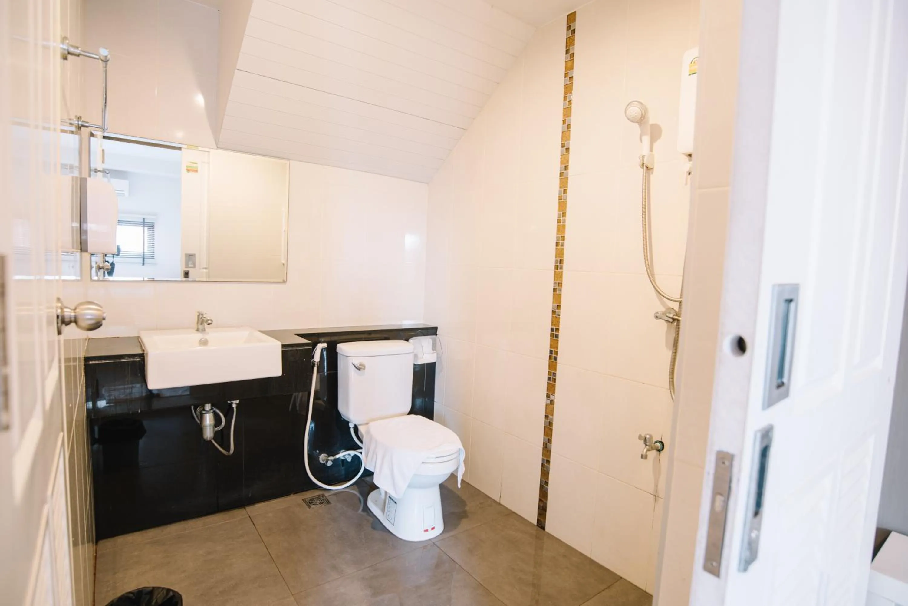 Bathroom in Debua Mahasarakham