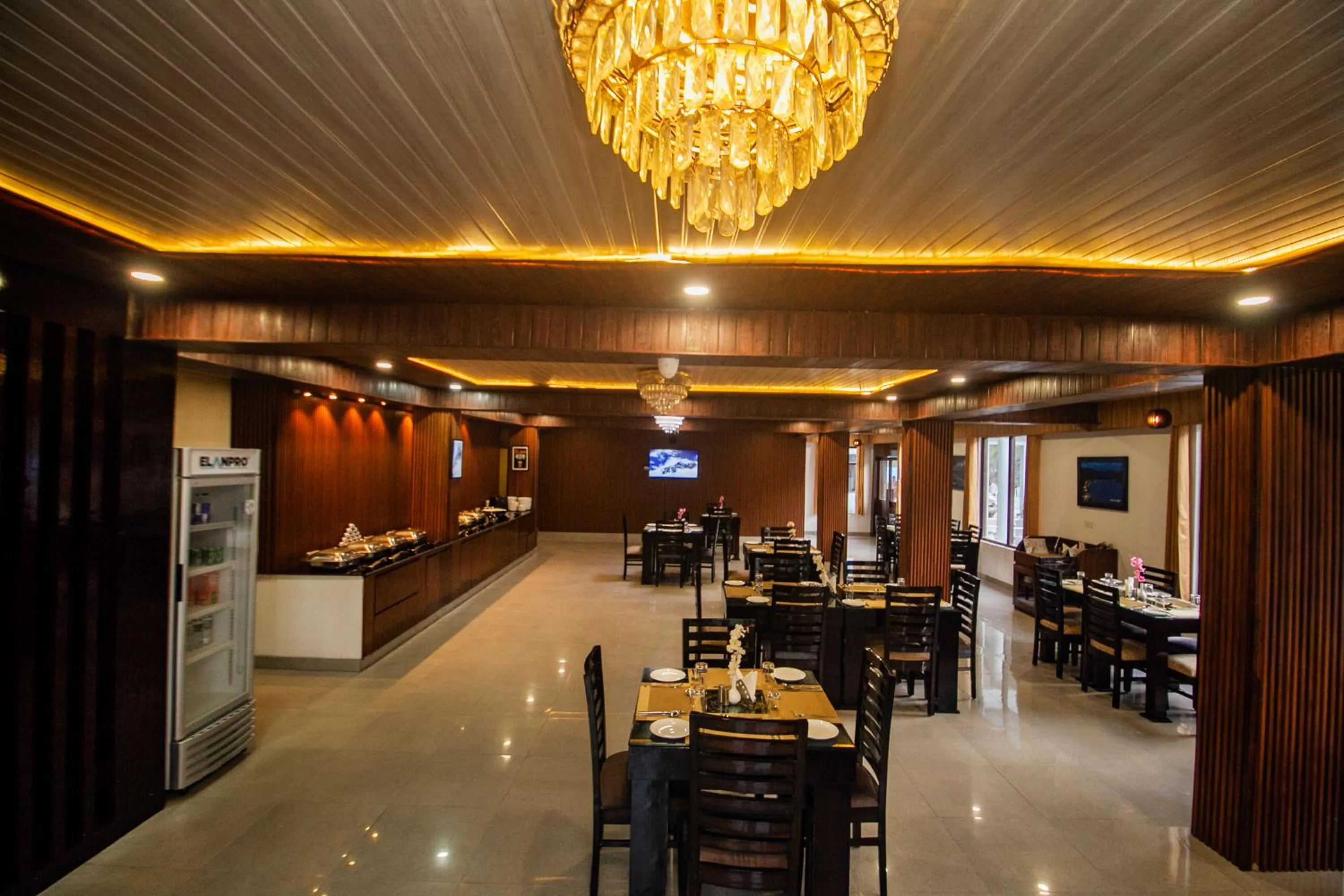 Restaurant/places to eat in Amritara The Avadh