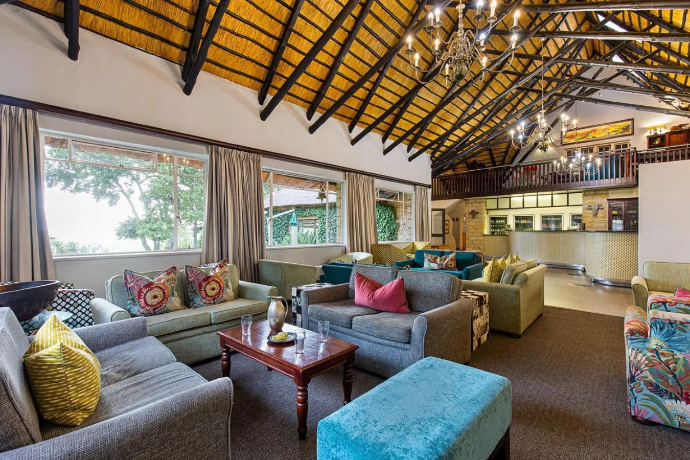 Lounge or bar in Cavern Resort & Spa