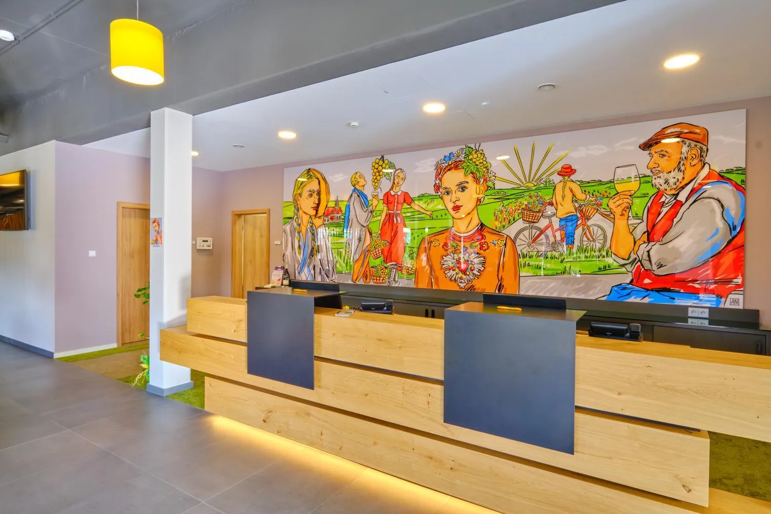 Lobby or reception in Sonnenhotel Weingut Römmert Spa und Wellness