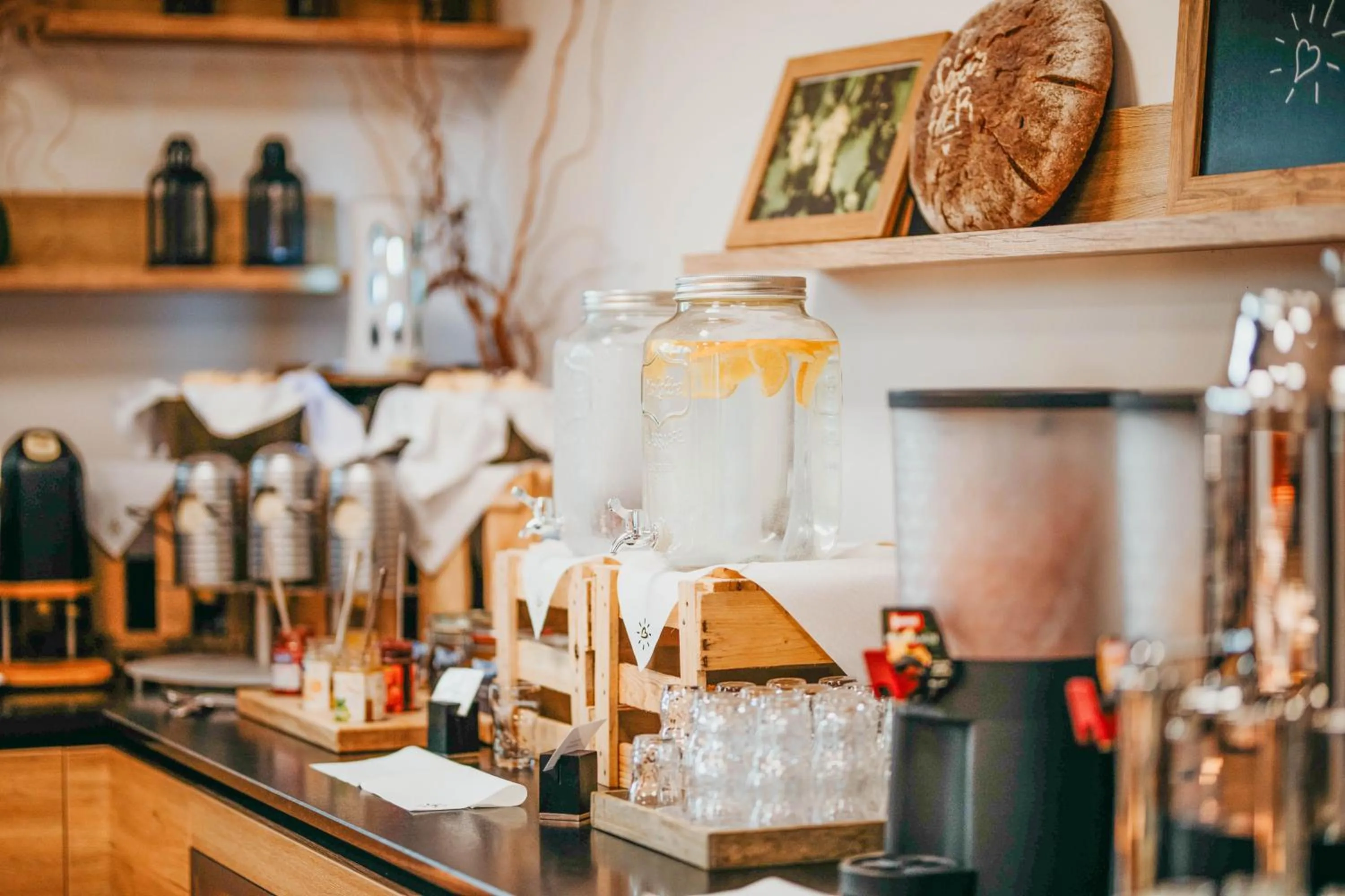 Breakfast in Sonnenhotel Weingut Römmert Spa und Wellness